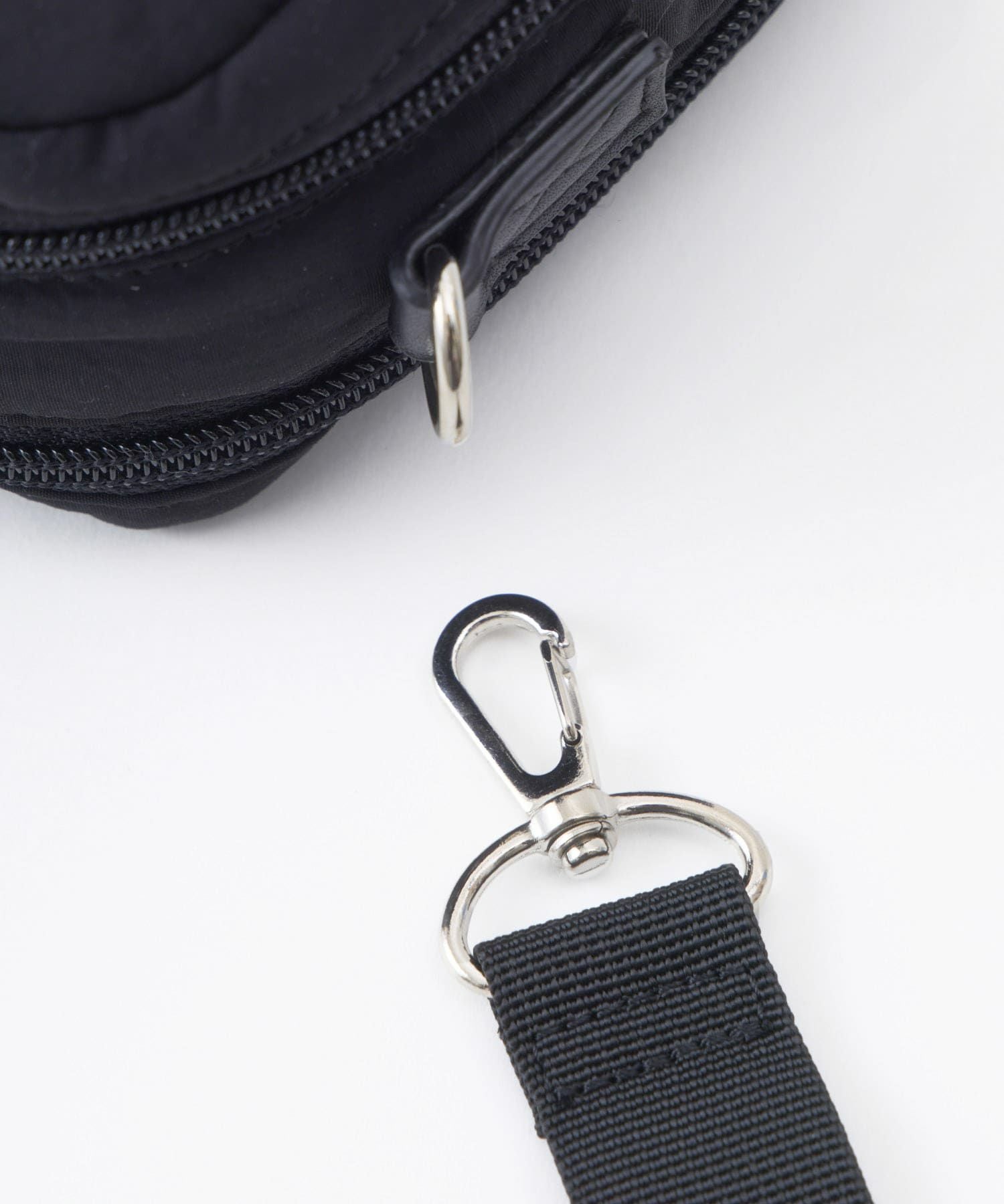 anelloGRANDE ショルダーバッグ ２WAY  撥水 軽量 ポーチ型 GHM1062 ブラック