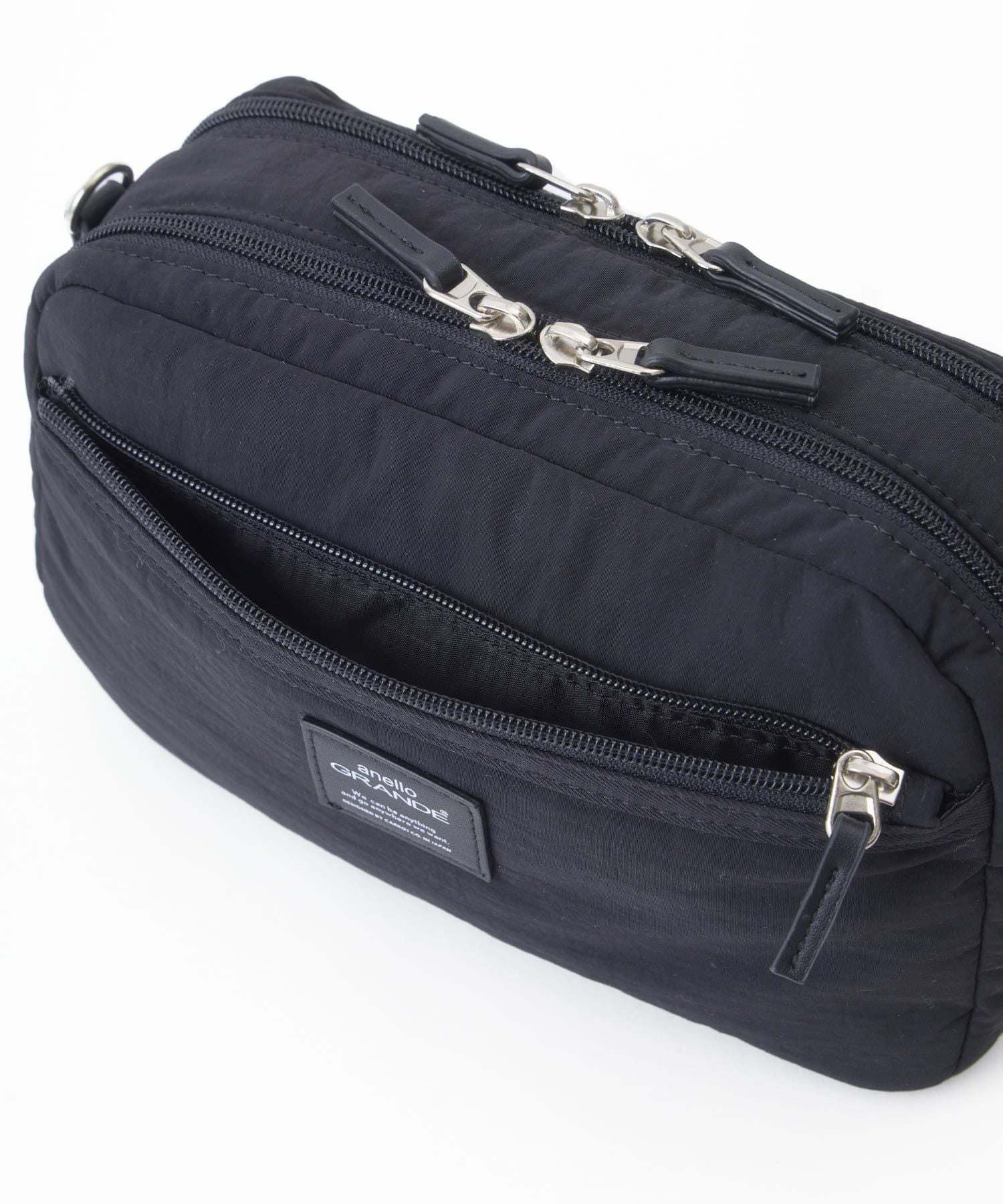 anelloGRANDE ショルダーバッグ ２WAY  撥水 軽量 ポーチ型 GHM1062 ブラック