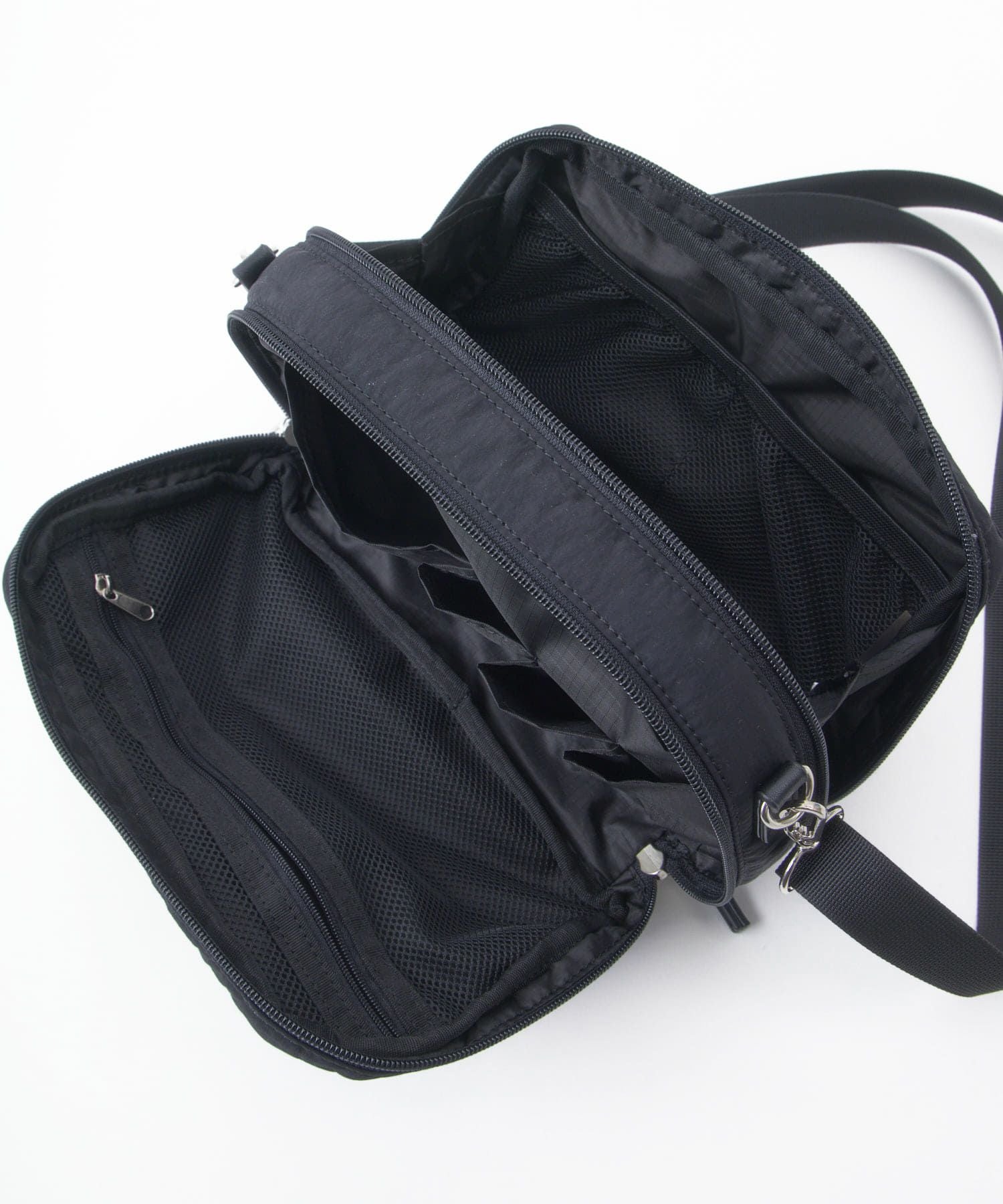 anelloGRANDE ショルダーバッグ ２WAY  撥水 軽量 ポーチ型 GHM1062 ブラック