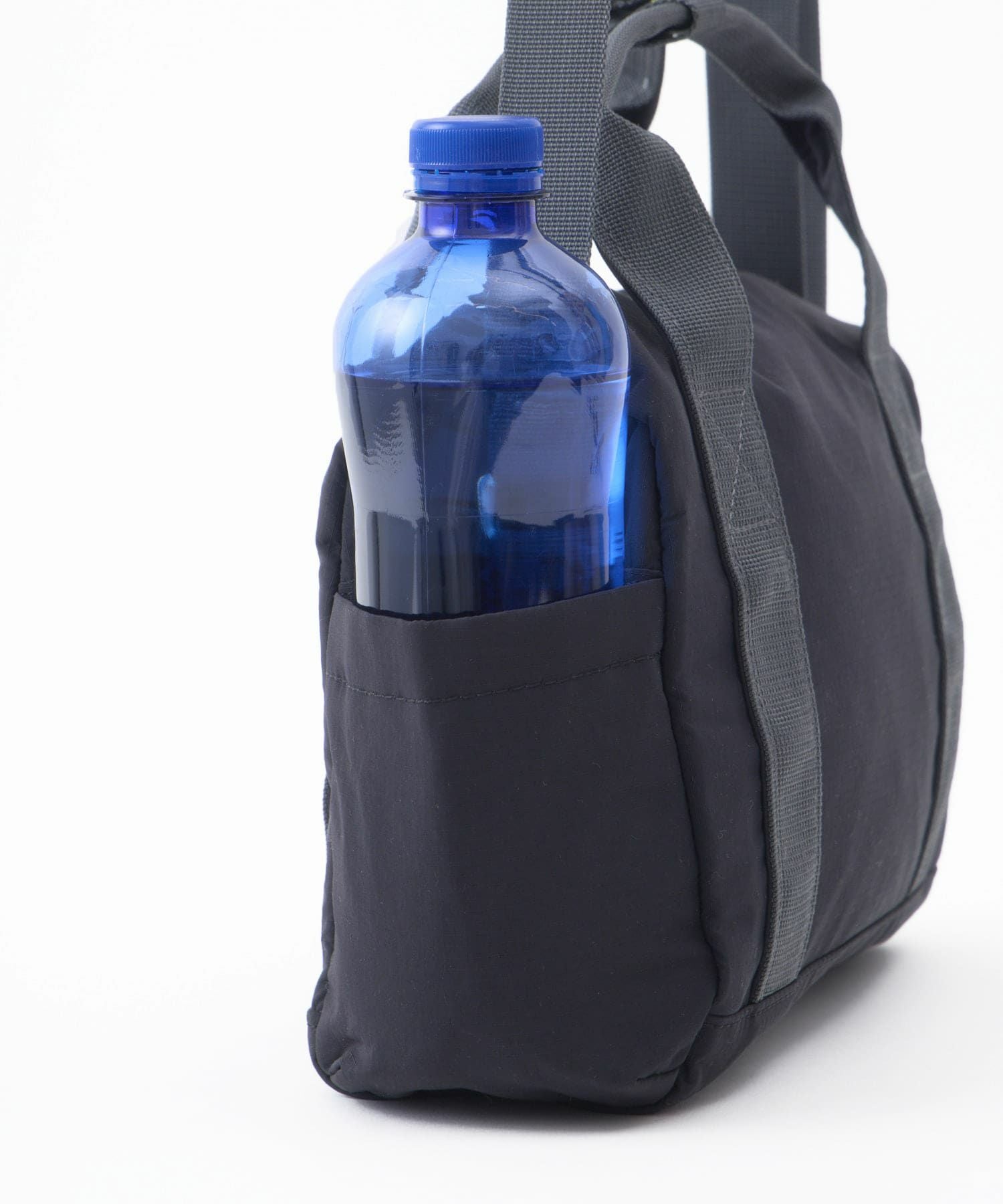 anelloGRANDE ショルダーバッグ ２WAY A5収納 軽量 撥水 RETROPOP GTM1071 ブラック