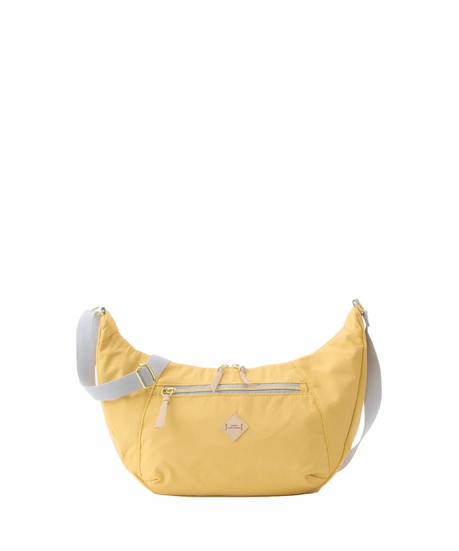 anelloGRANDE ショルダーバッグ ２WAY A5収納 軽量 撥水 RETROPOP GTM1072　マスタード