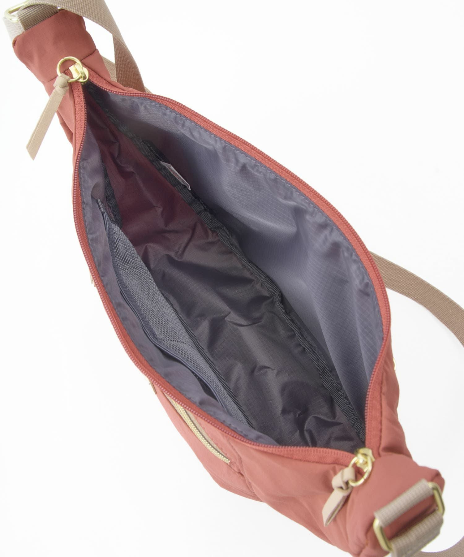 anelloGRANDE ショルダーバッグ ２WAY A5収納 軽量 撥水 RETROPOP GTM1072　ダークオレンジ