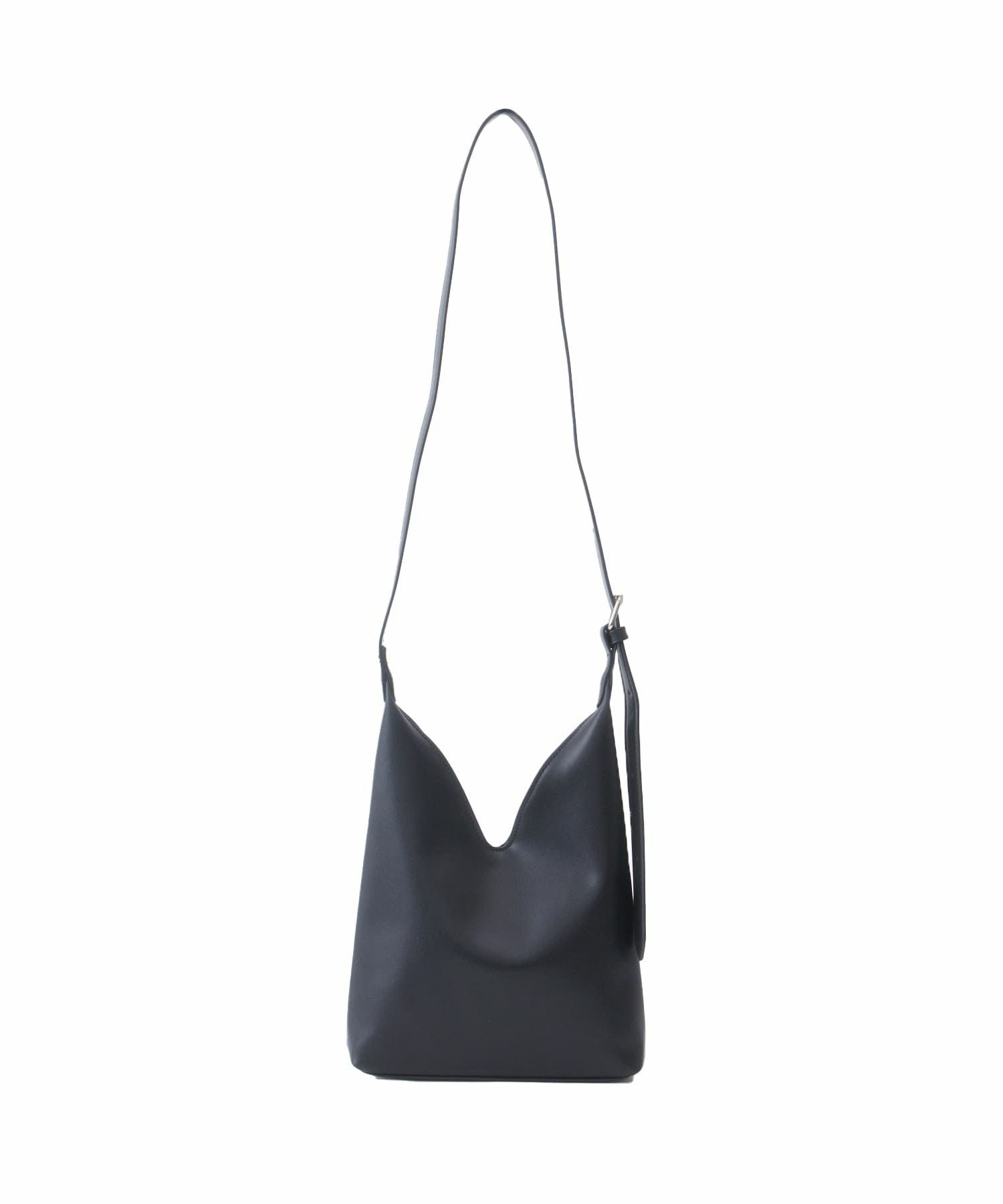 Legato Largo ショルダーバッグ V-shaped LG-X0571 ブラック