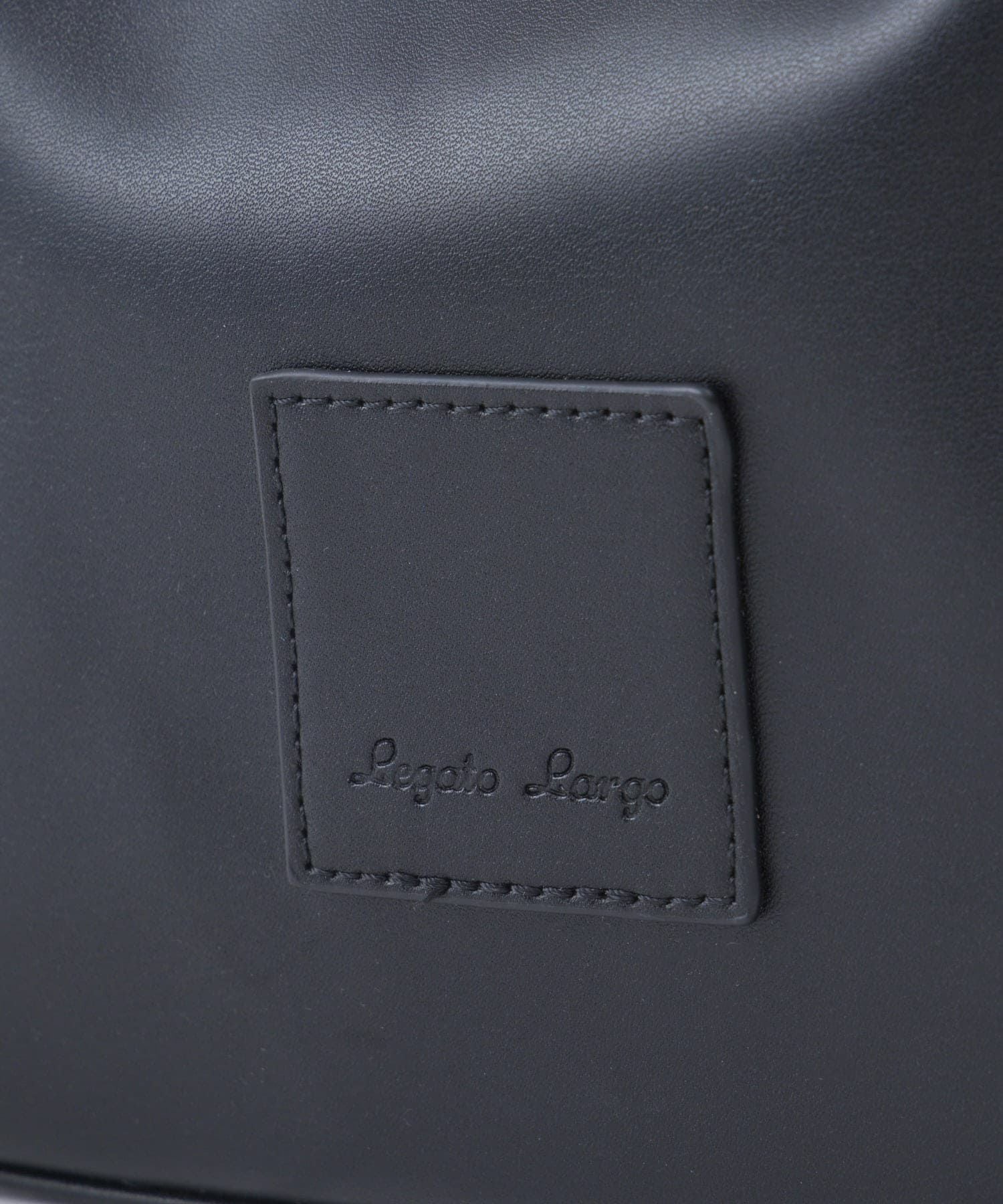 Legato Largo ショルダーバッグ V-shaped LG-X0571 ブラック