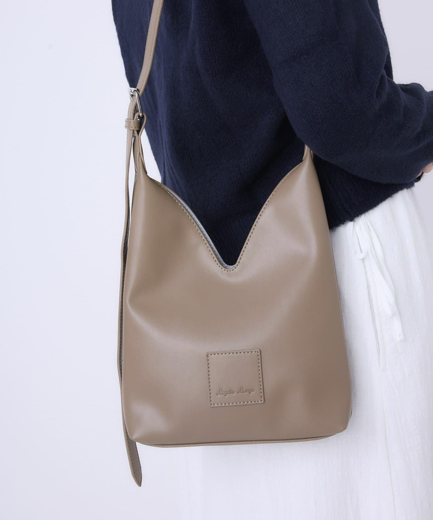 Legato Largo ショルダーバッグ V-shaped LG-X0571 グレーベージュ