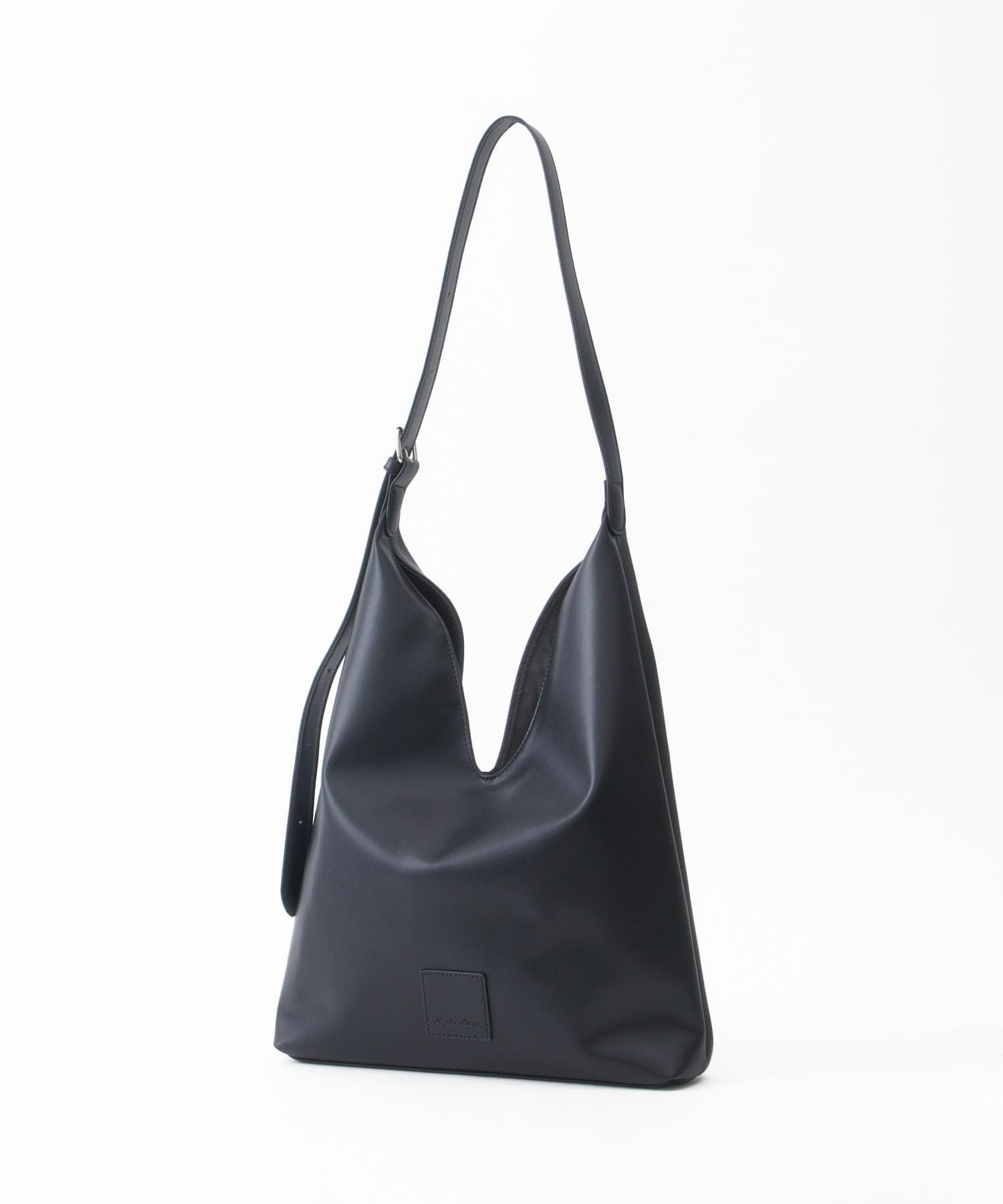 Legato Largo ショルダーバッグ A4収納 V-shaped LG-X0572 ブラック