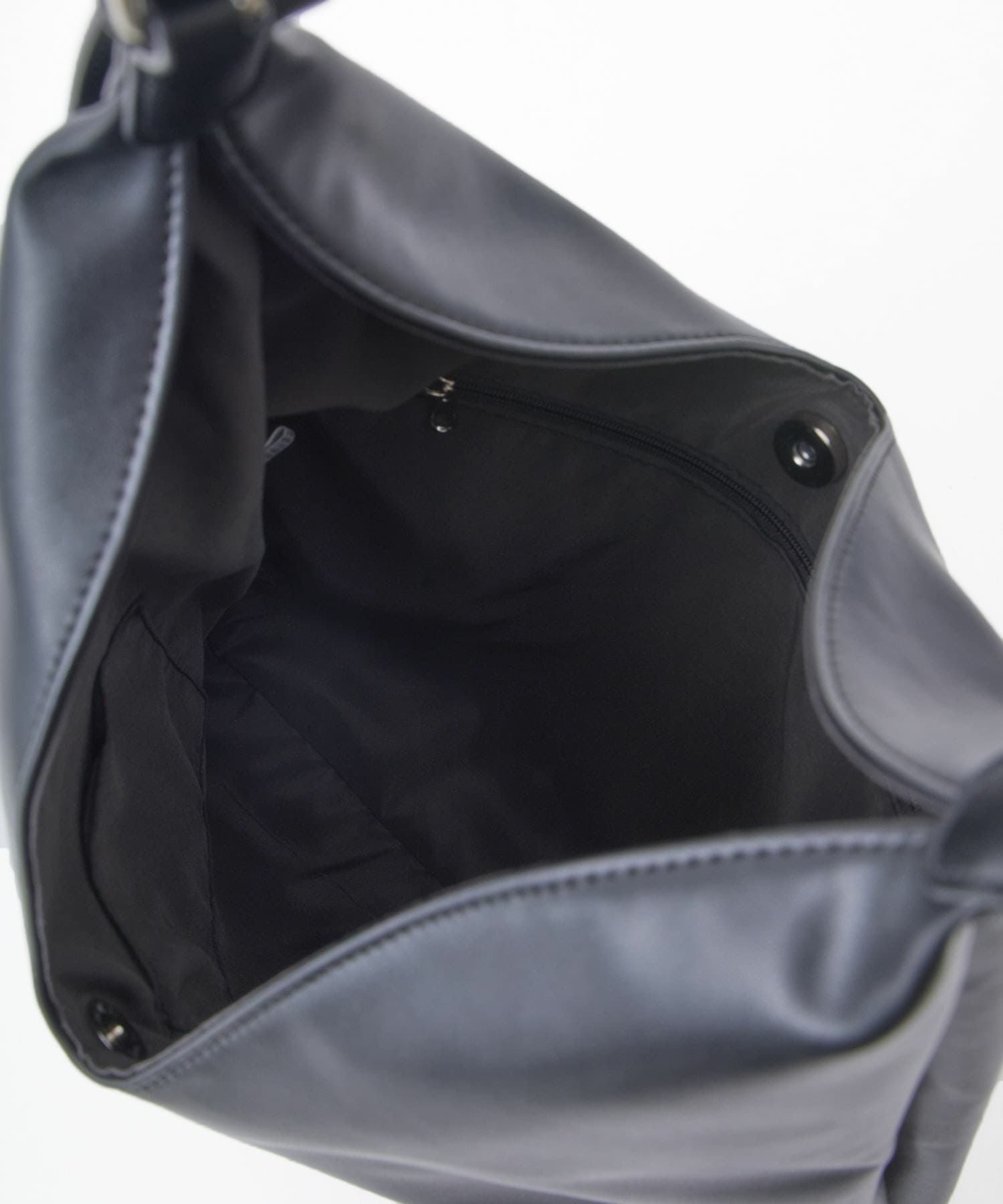 Legato Largo ショルダーバッグ A4収納 V-shaped LG-X0572 ブラック