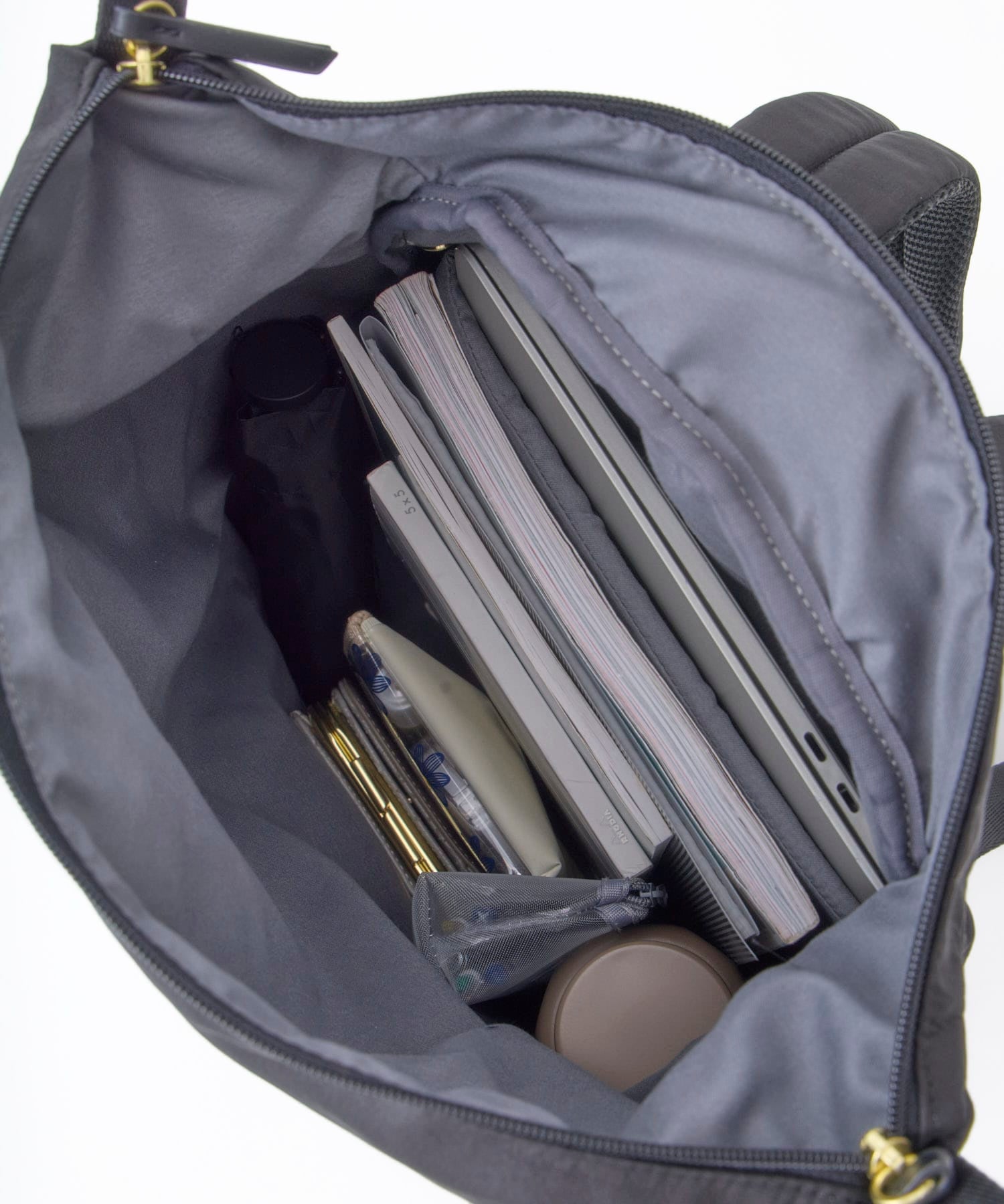 Legato Largo リュック PC収納 撥水 A4収納 Relaxy LH-W0102 ブラック