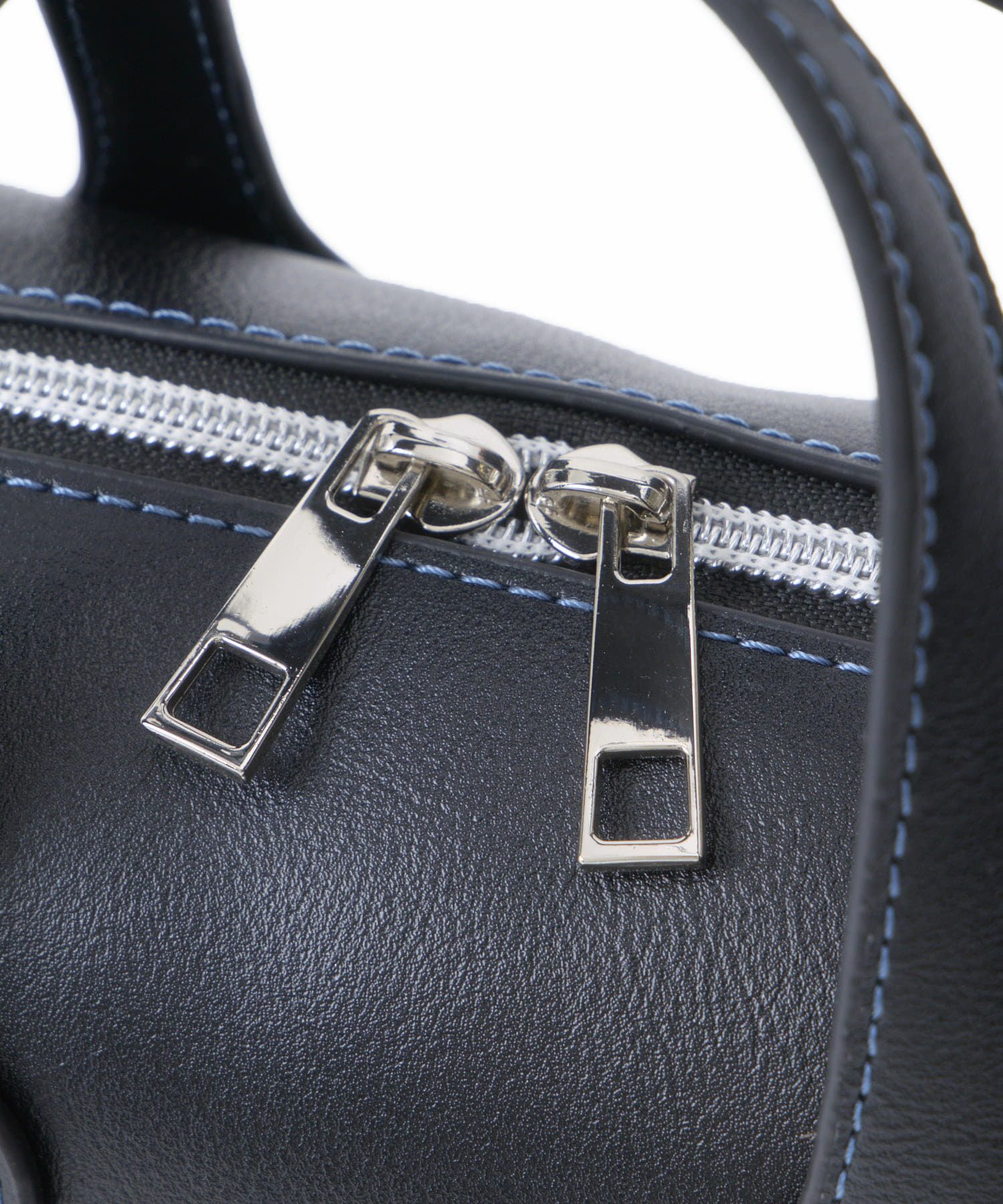 Legato Largo ショルダーバッグ ２WAY 軽量 ハートステッチ LH-W0133 ブラック