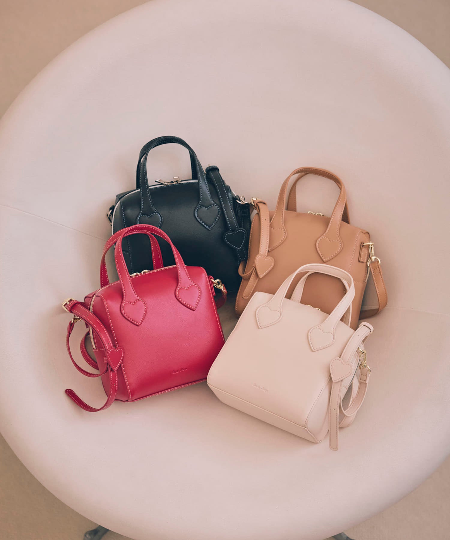 Legato Largo ショルダーバッグ ２WAY 軽量 ハートステッチ LH-W0133　キャメル