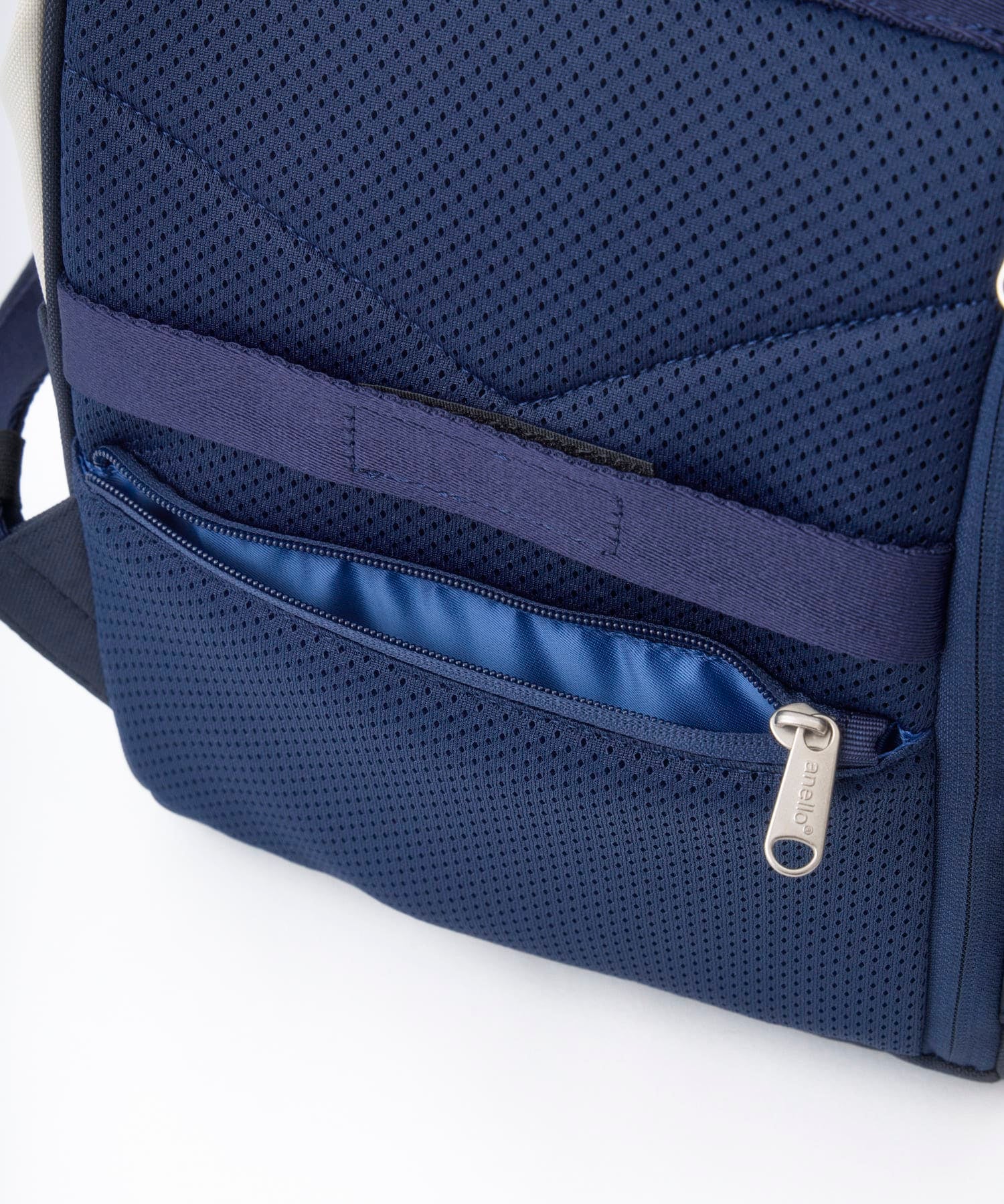 anello リュック バックパック PC収納 A4収納 撥水 キャリーオン NATIVE ATB0197NY