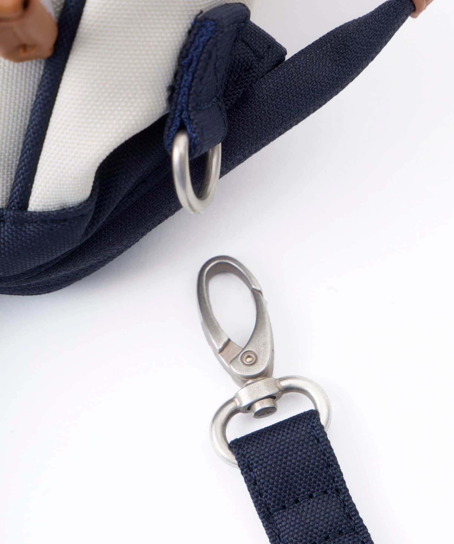 anello ショルダーバッグ 2WAY A5収納 撥水 NATIVE ATB5181Y