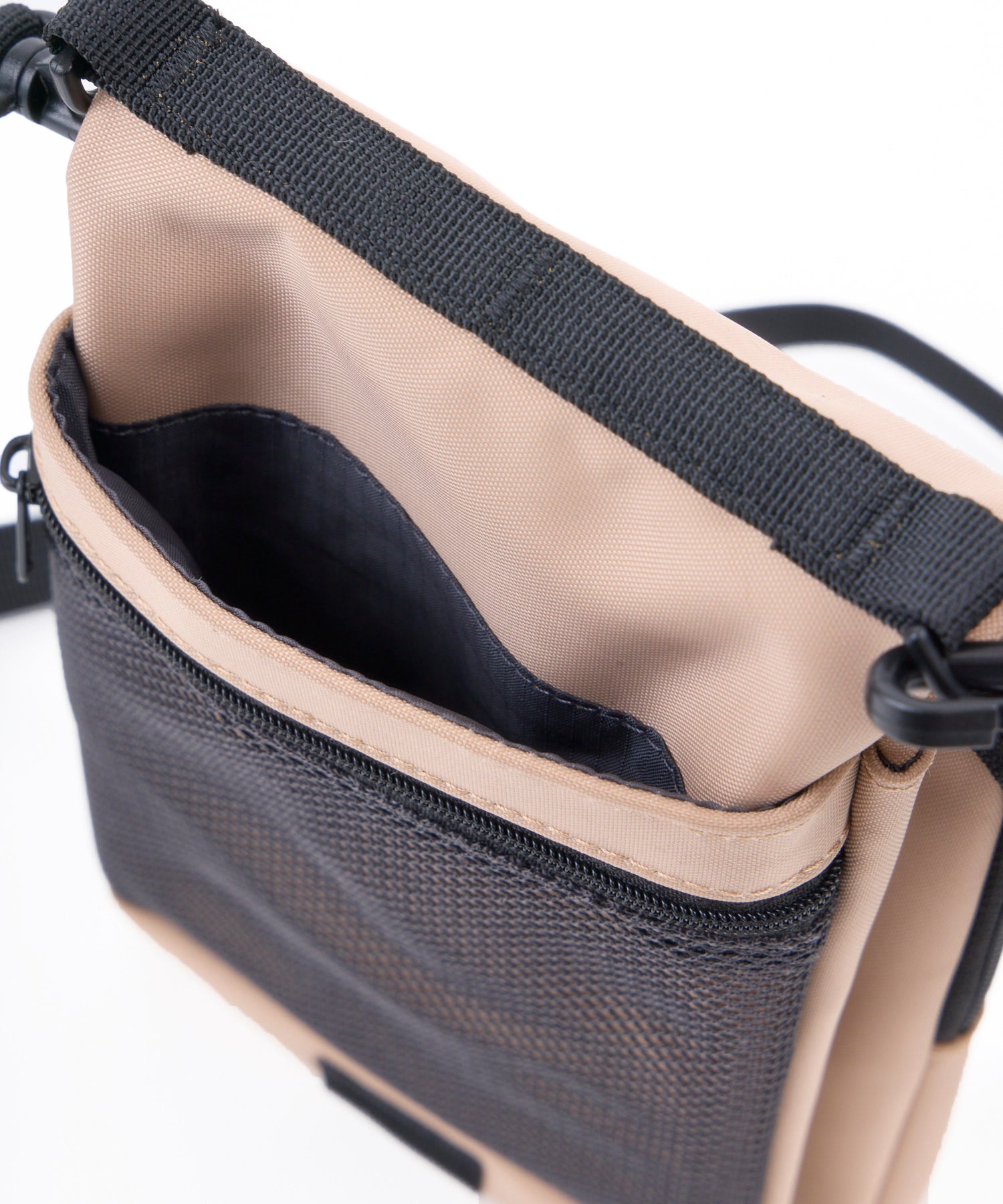 anello ミニショルダーバッグ　EXPAND　PACKT　ATR0413　撥水加工　トラベルバッグ　サブバッグ　ショルダー取り外し可能　メッシュポケット　ベージュ
