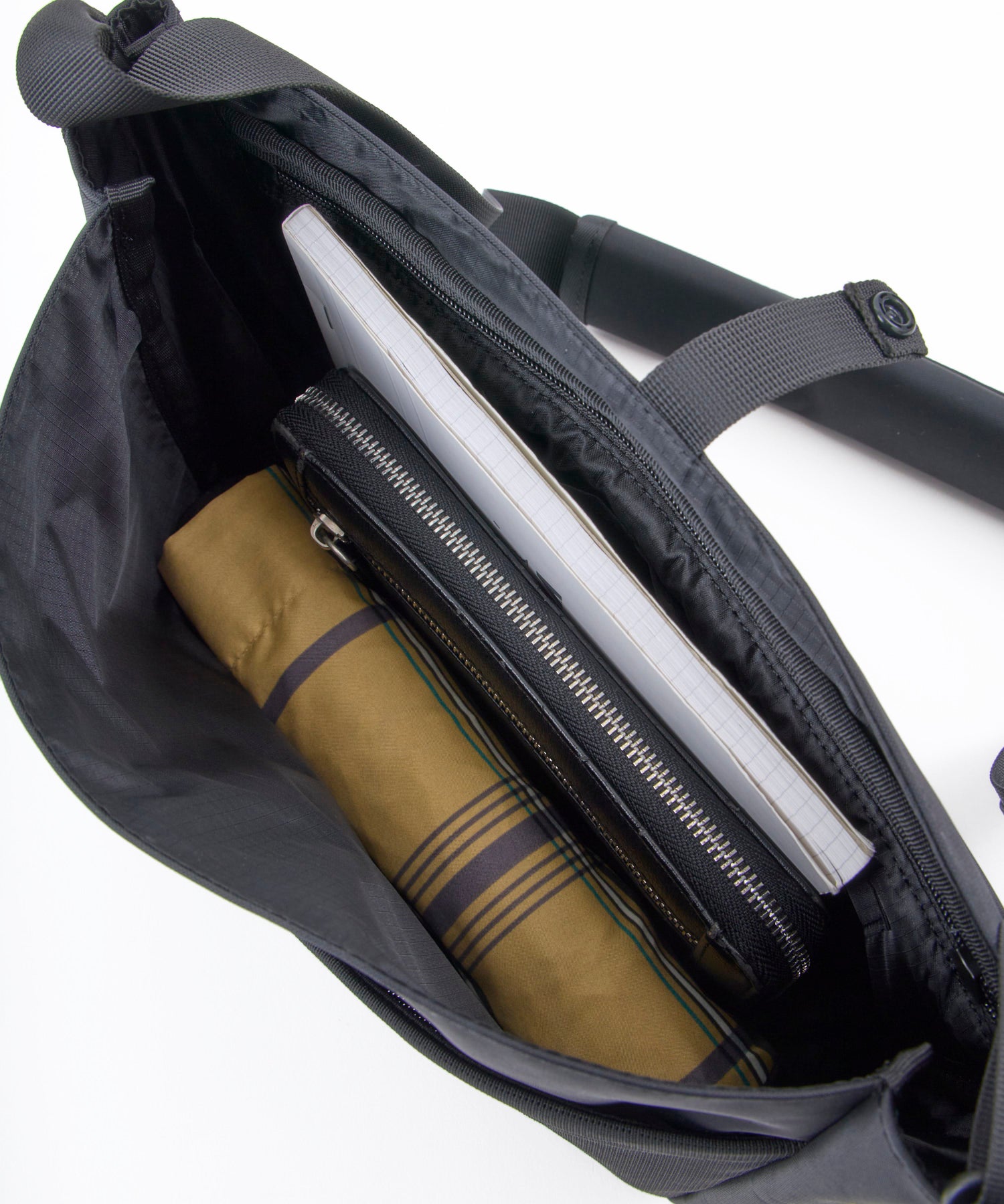 anello EXPAND PACKT エアフィットパネル ミニメッセンジャーバッグ　ショルダーバッグ　撥水機能　ATR0417　A5