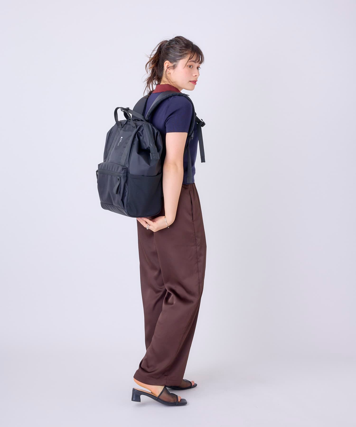 anello　口金リュック　PACKT　EXPAND　エアフィットパネル　A4　20L　撥水加工　15インチPC収納可　キャリーオンテープ　ATR0419