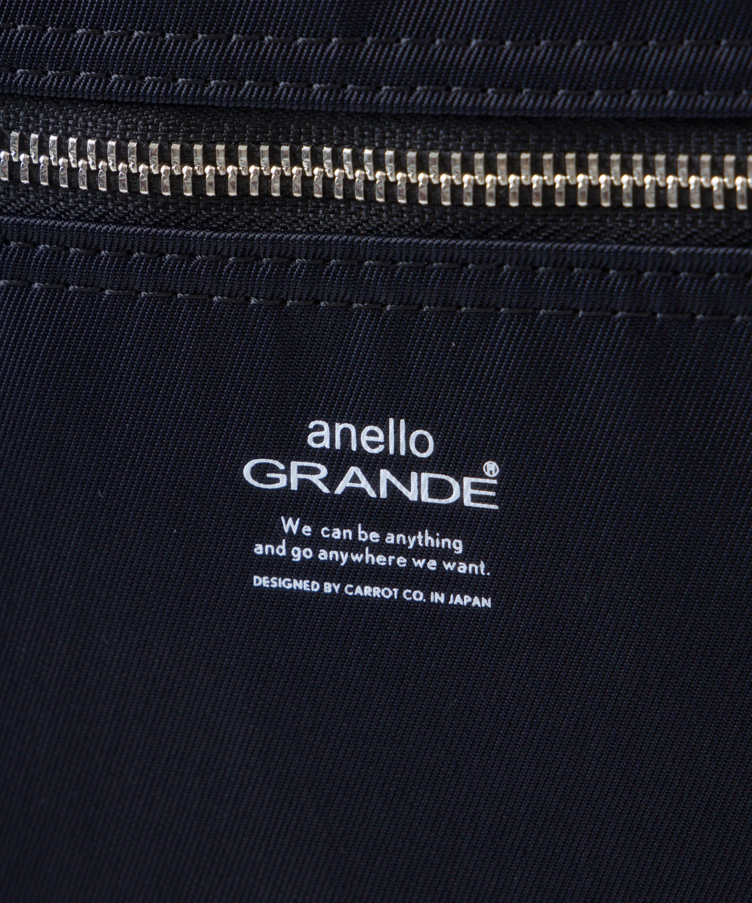 anello GRANDE 多機能デイパック ROOMY 10ポケット 20L キャリーオンテープ　セキュリティポケット　底鋲　GTM1103