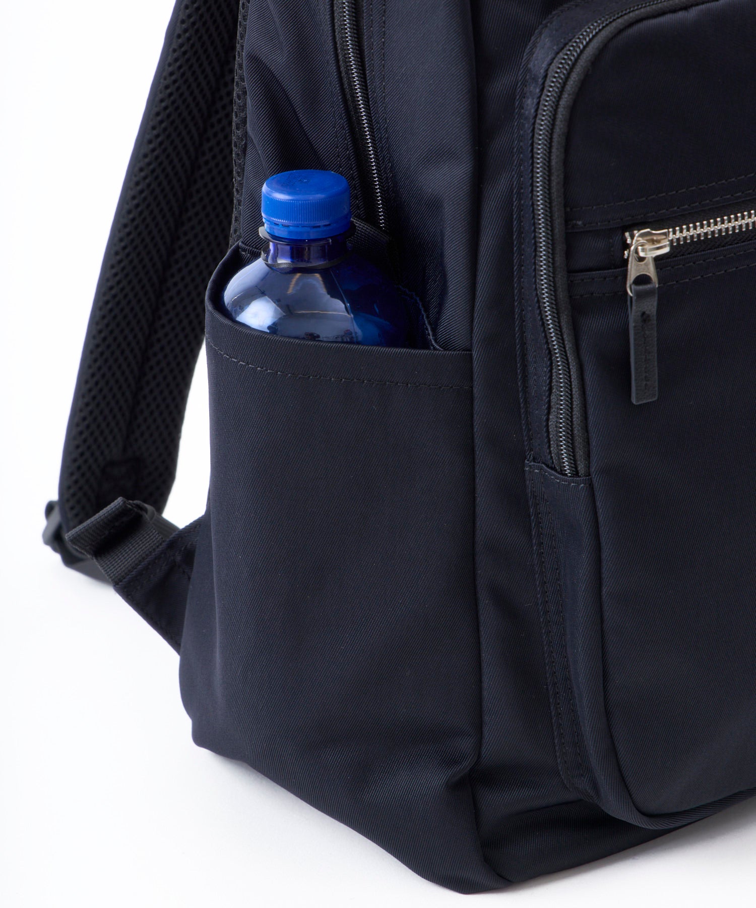 anello GRANDE 多機能デイパック ROOMY 10ポケット 20L キャリーオンテープ　セキュリティポケット　底鋲　GTM1103
