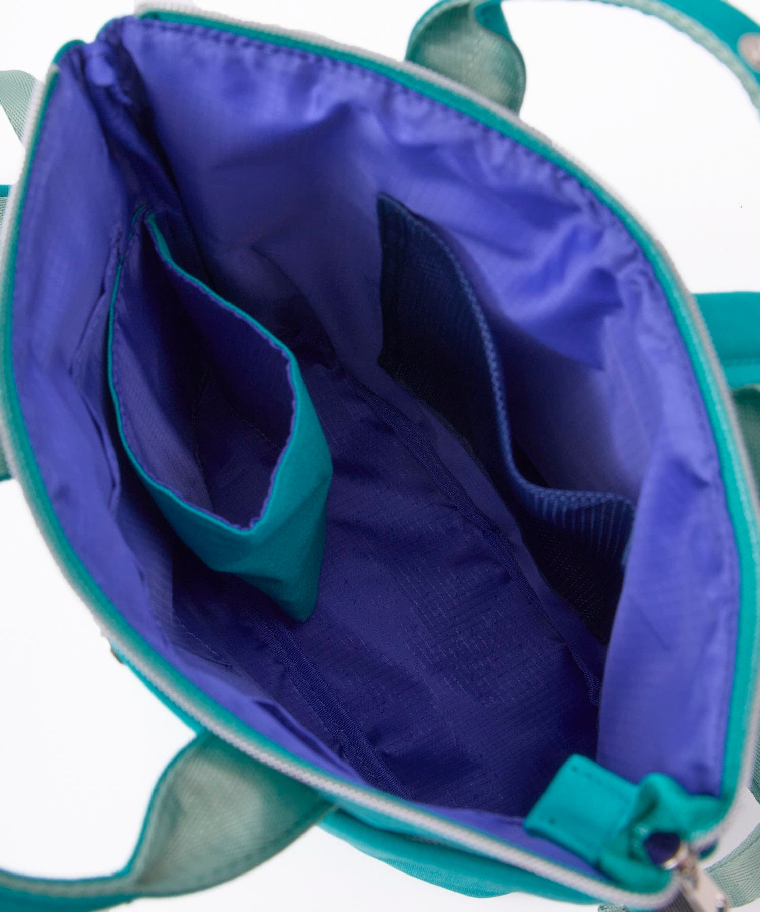 Legart　Largo　リュック　バックパック　A5対応　両面撥水　LH-D1444　保冷機能　前面ポケット　多収納　もっとおさんぽBAG　グリーン