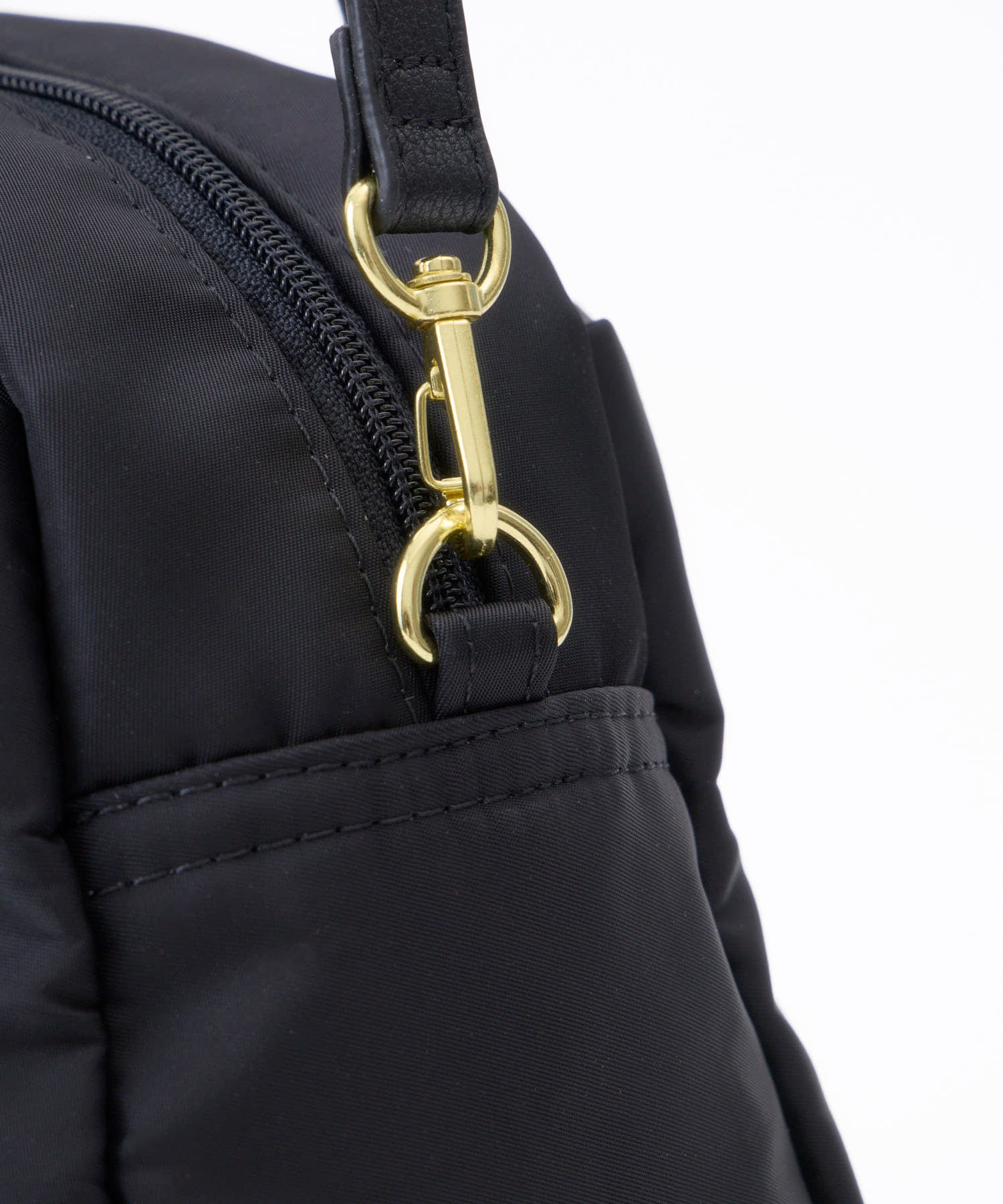 Legart Largo　ショルダーバッグ　ミドルボストンバッグ　肩楽　２wayショルダーバッグ　撥水加工　多収納　ショルダーパッド付き　LH-L0154