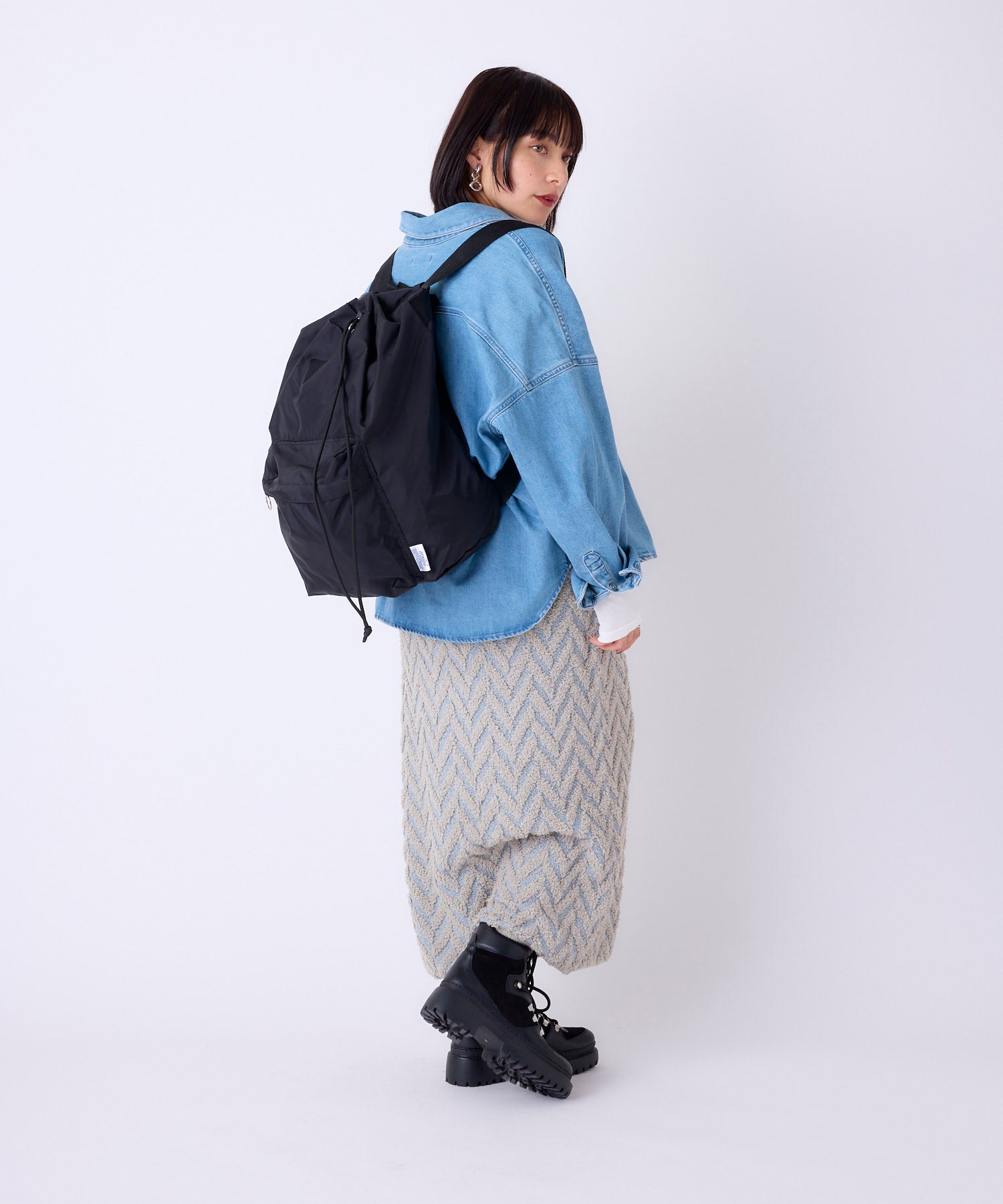 anello FIT TOY A4 大容量 パッカブル巾着リュック 巾着 撥水 丸洗い可能　折り畳み可能　ATB4413