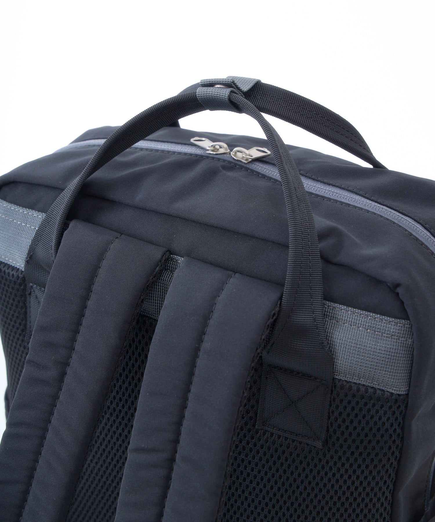 anello GRANDE CANDY　ハンドル付きリュック　GGM1121　A4 撥水加工　軽量　Ｄカン付き　17L サイドポケット付き