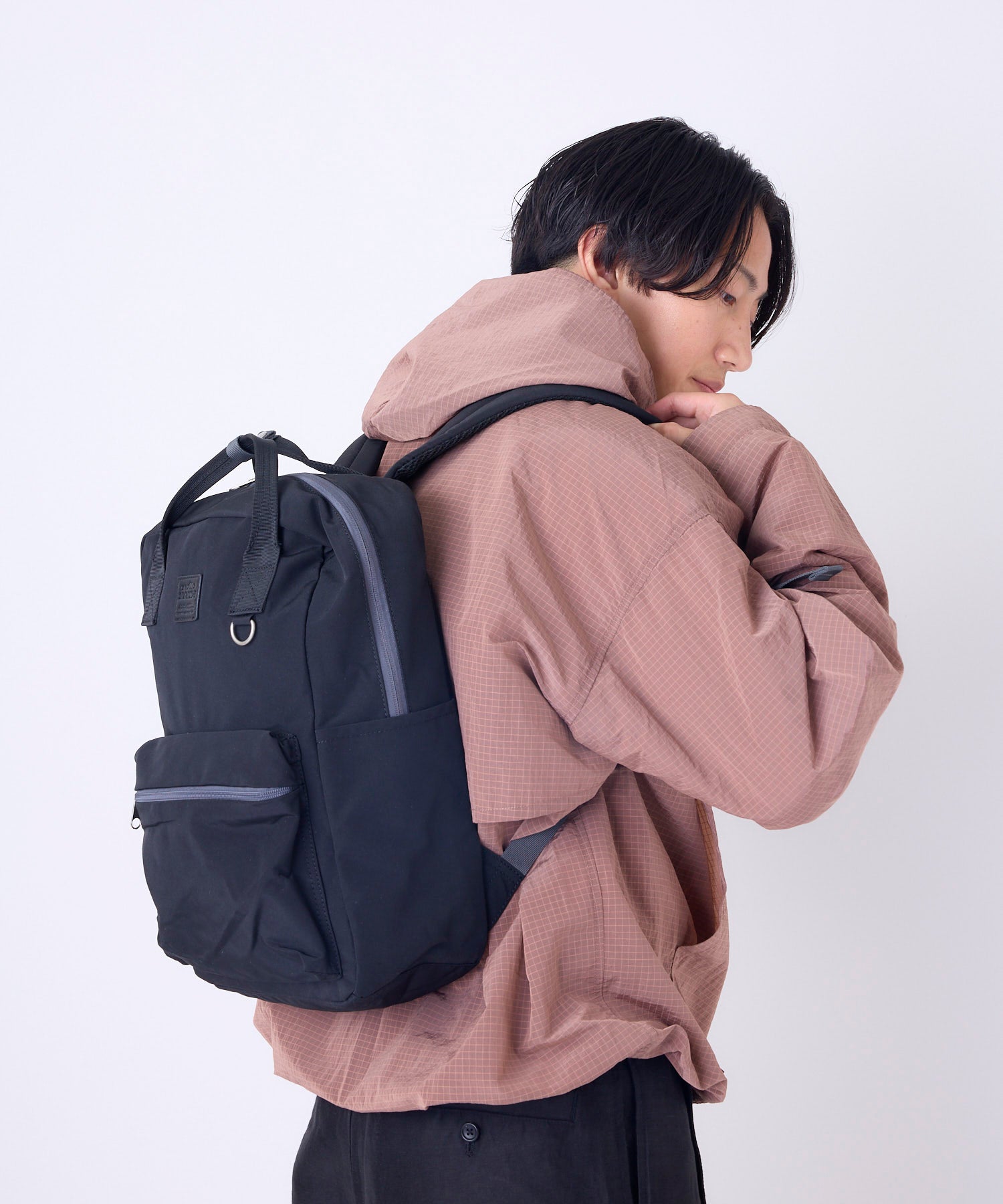 anello GRANDE CANDY　ハンドル付きリュック　GGM1121　A4 撥水加工　軽量　Ｄカン付き　17L サイドポケット付き　ブラック