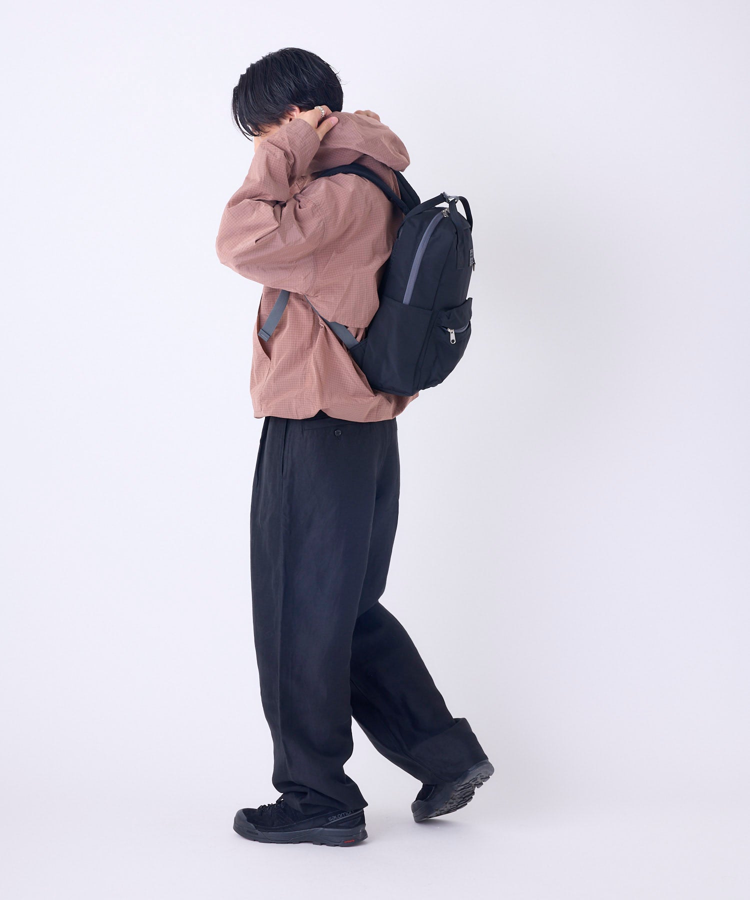 anello GRANDE CANDY　ハンドル付きリュック　GGM1121　A4 撥水加工　軽量　Ｄカン付き　17L サイドポケット付き　ブラック