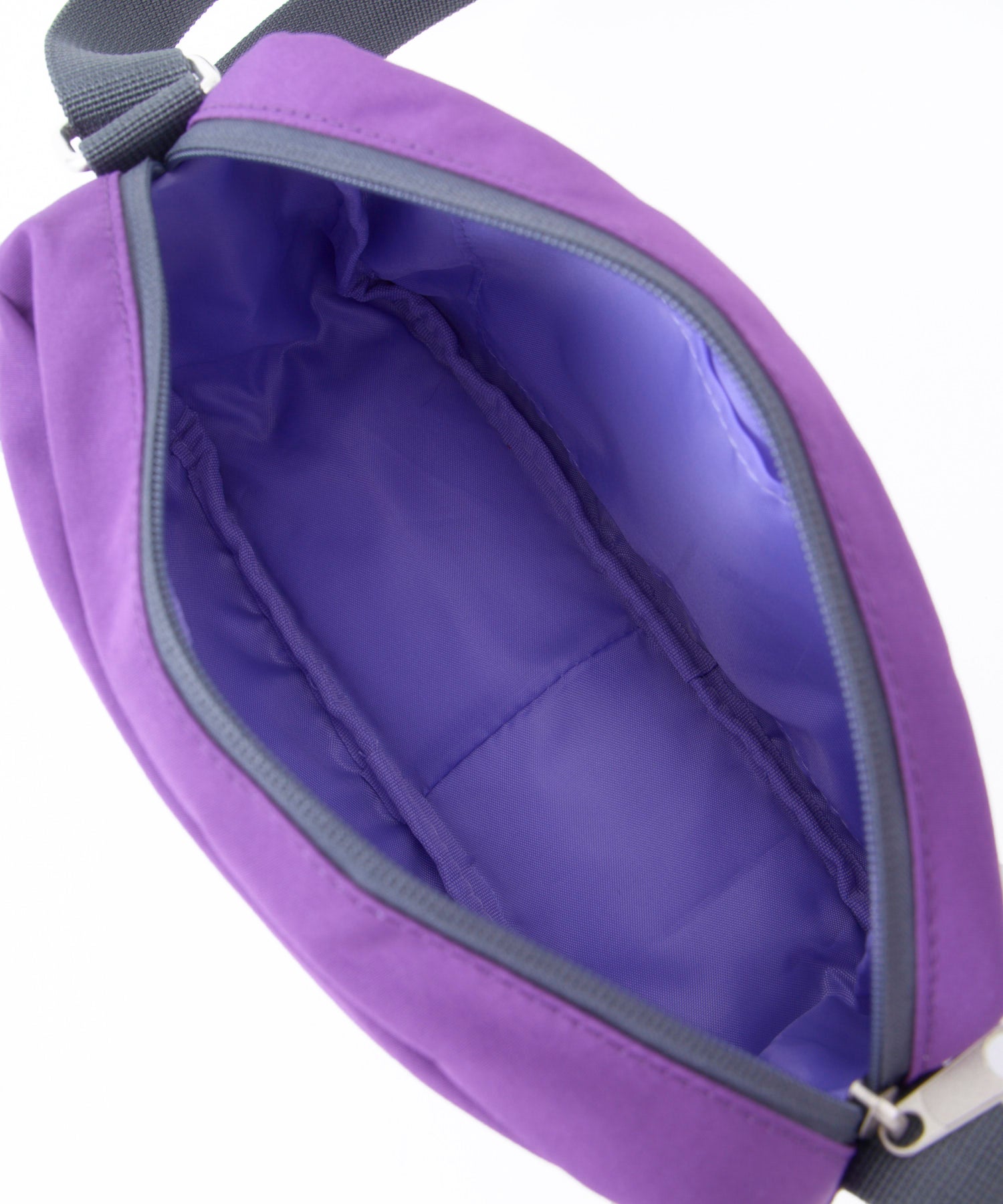 anello GRANDE ミニショルダーバッグ　撥水加工　GGM1122　軽量　サブバッグ　Dカン付き　差し色　ＣＡＮＤＹ　パープル