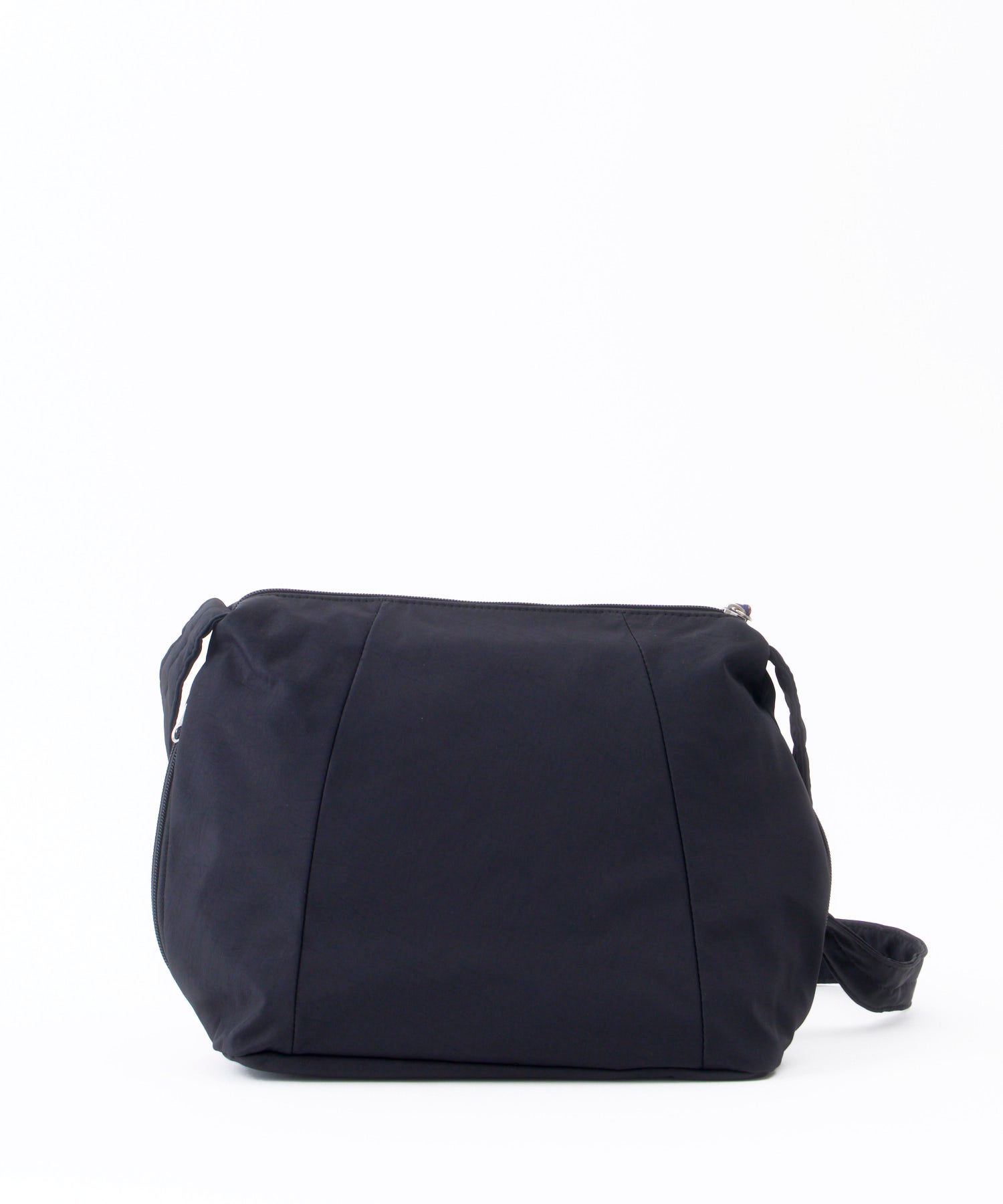 Legart Largo ショルダーバッグ PULL CHARM LG-W0211 A5 撥水加工 ペットボトル収納 お出かけバッグ　チャーム