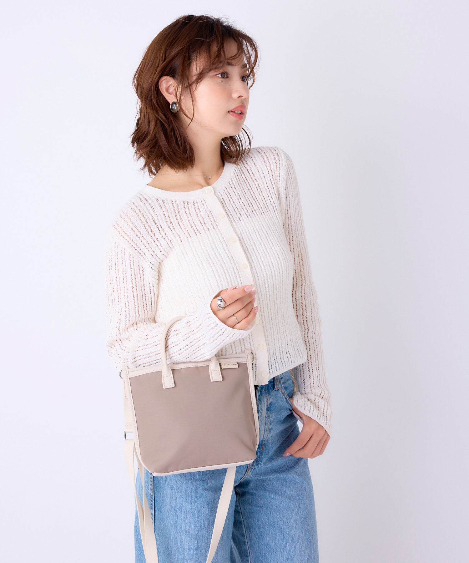 Legart Largo ミニショルダーバッグ Sunny Frame LH-D1611 パイピングデザイン 撥水 メッシュポケット カジュアル　コンパクト