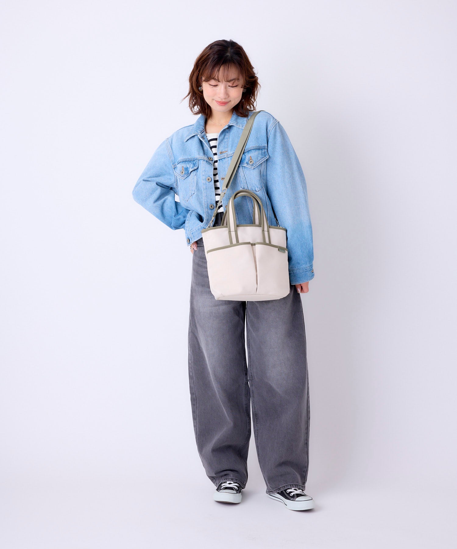 Legart Largo 2WAY トートバッグ Sunny Frame 撥水 A5 カジュアル　内ポケット付き　ペットボトル収納可能　LH-D1613