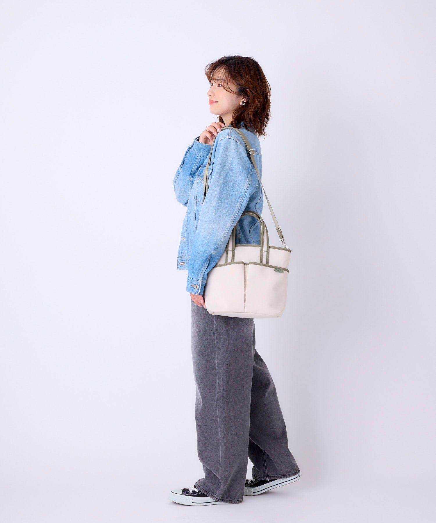 Legart Largo 2WAY トートバッグ Sunny Frame 撥水 A5 カジュアル　内ポケット付き　ペットボトル収納可能　LH-D1613