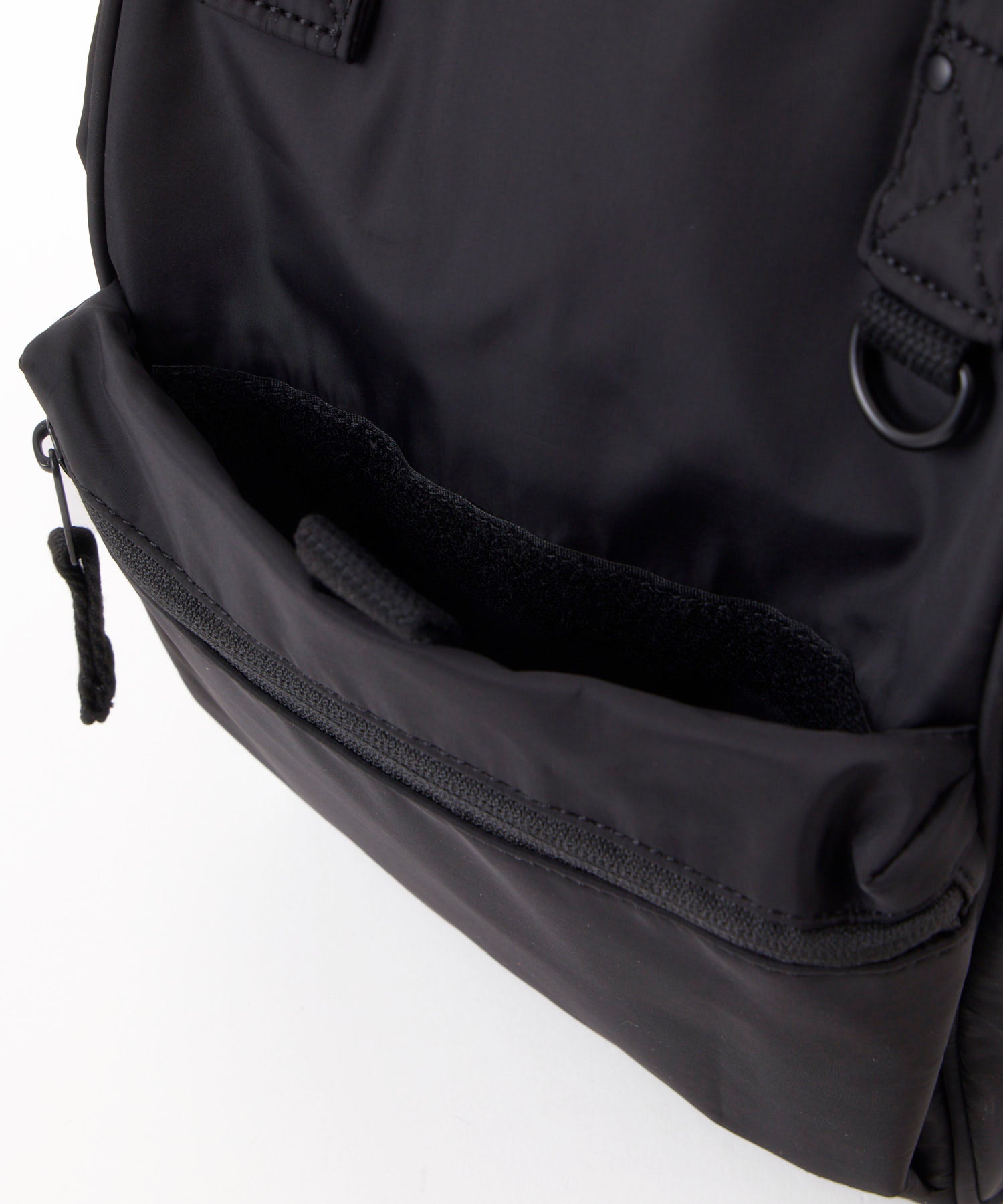 anello アネロ NATIVE CROSSBOTTLE 口金リュック A4 撥水 キャリーオンテープ PC収納可能 10L ATB5194 デリバー