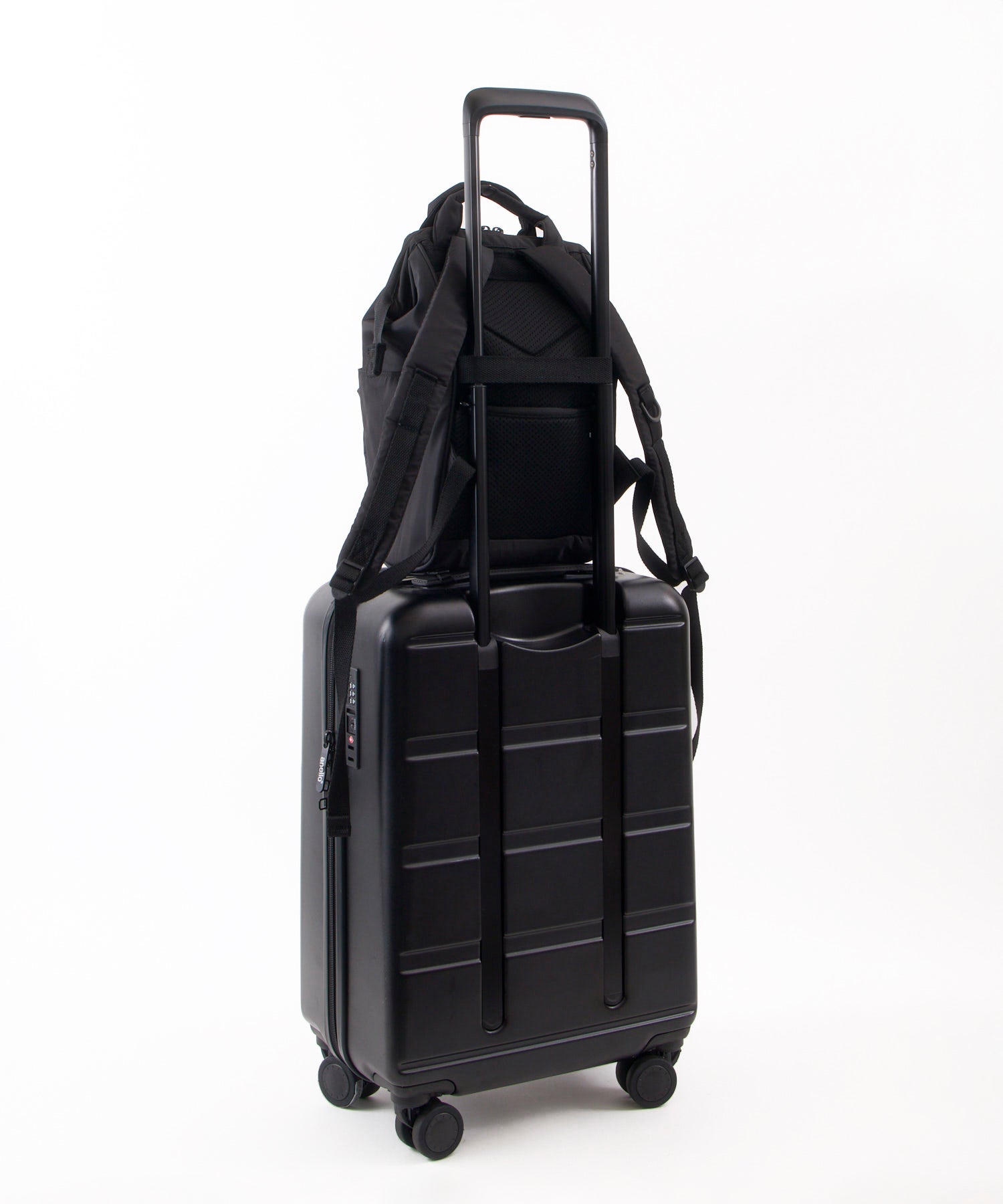 anello アネロ NATIVE CROSSBOTTLE 口金リュック A4 撥水 キャリーオンテープ PC収納可能 10L ATB5194 デリバー