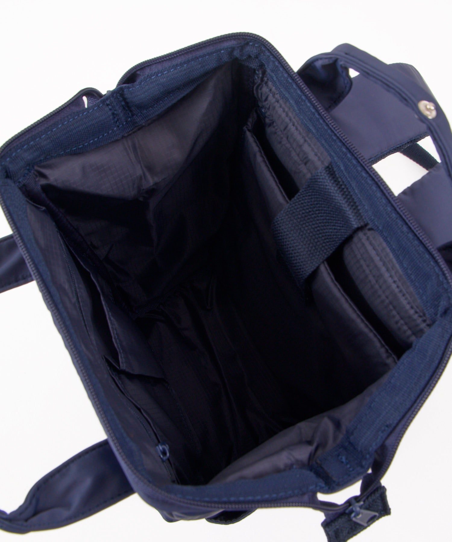 anello アネロ NATIVE CROSSBOTTLE 口金リュック A4 撥水 キャリーオンテープ PC収納可能 10L ATB5194 デリバー ネイビー