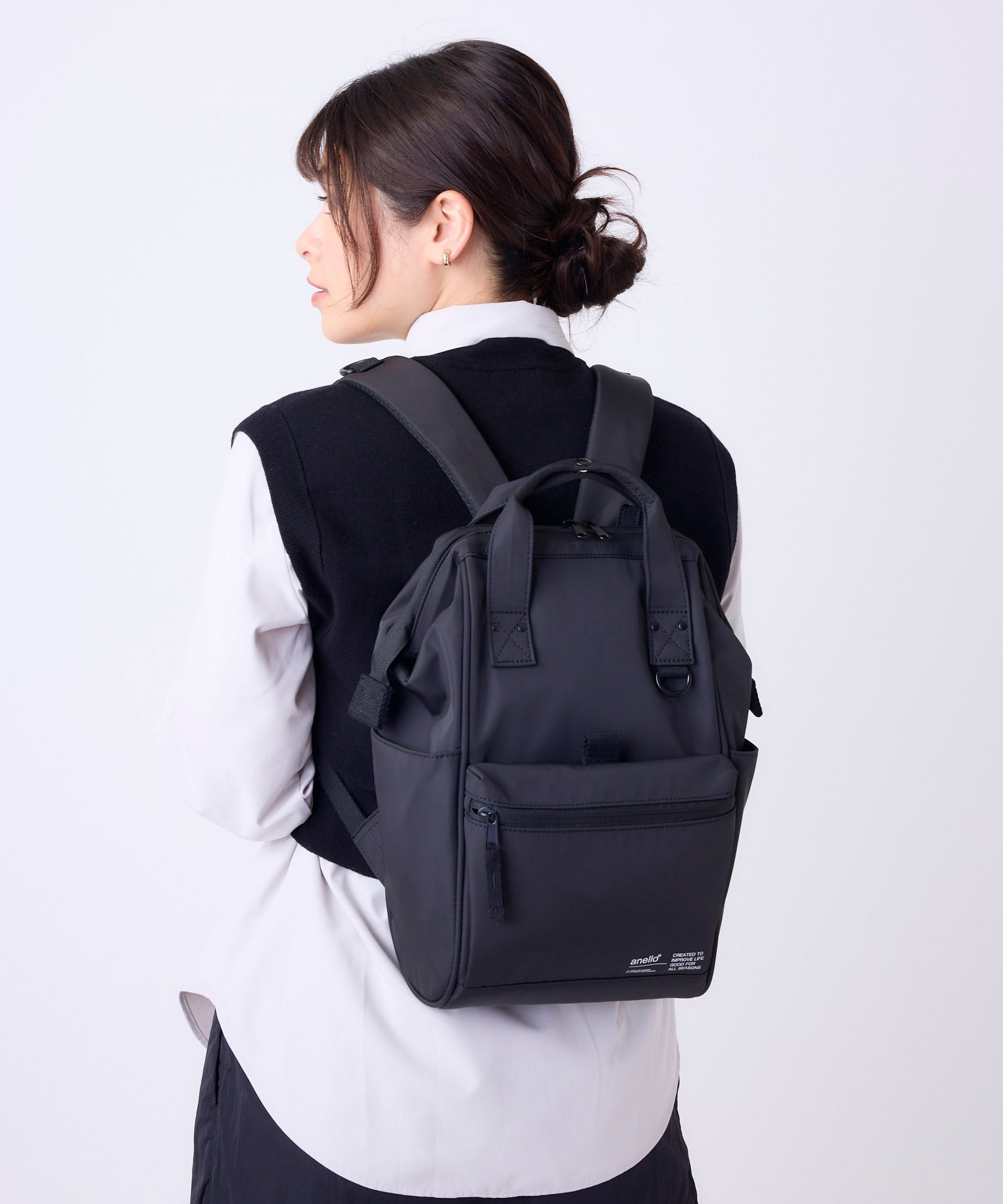 anello アネロ NATIVE CROSSBOTTLE 口金リュック A4 撥水 キャリーオンテープ PC収納可能 10L ATB5194 デリバー