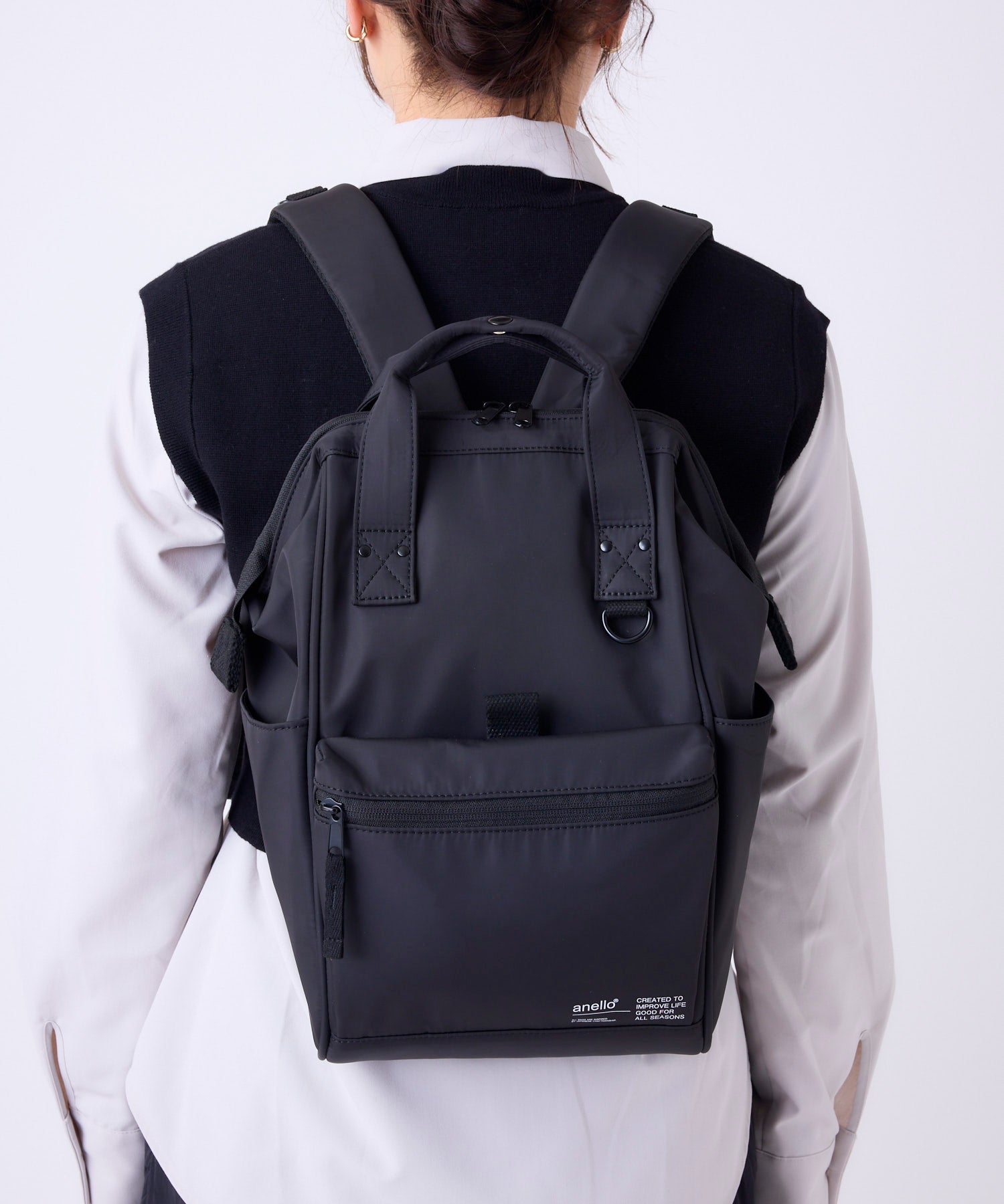 anello アネロ NATIVE CROSSBOTTLE 口金リュック A4 撥水 キャリーオンテープ PC収納可能 10L ATB5194 デリバー