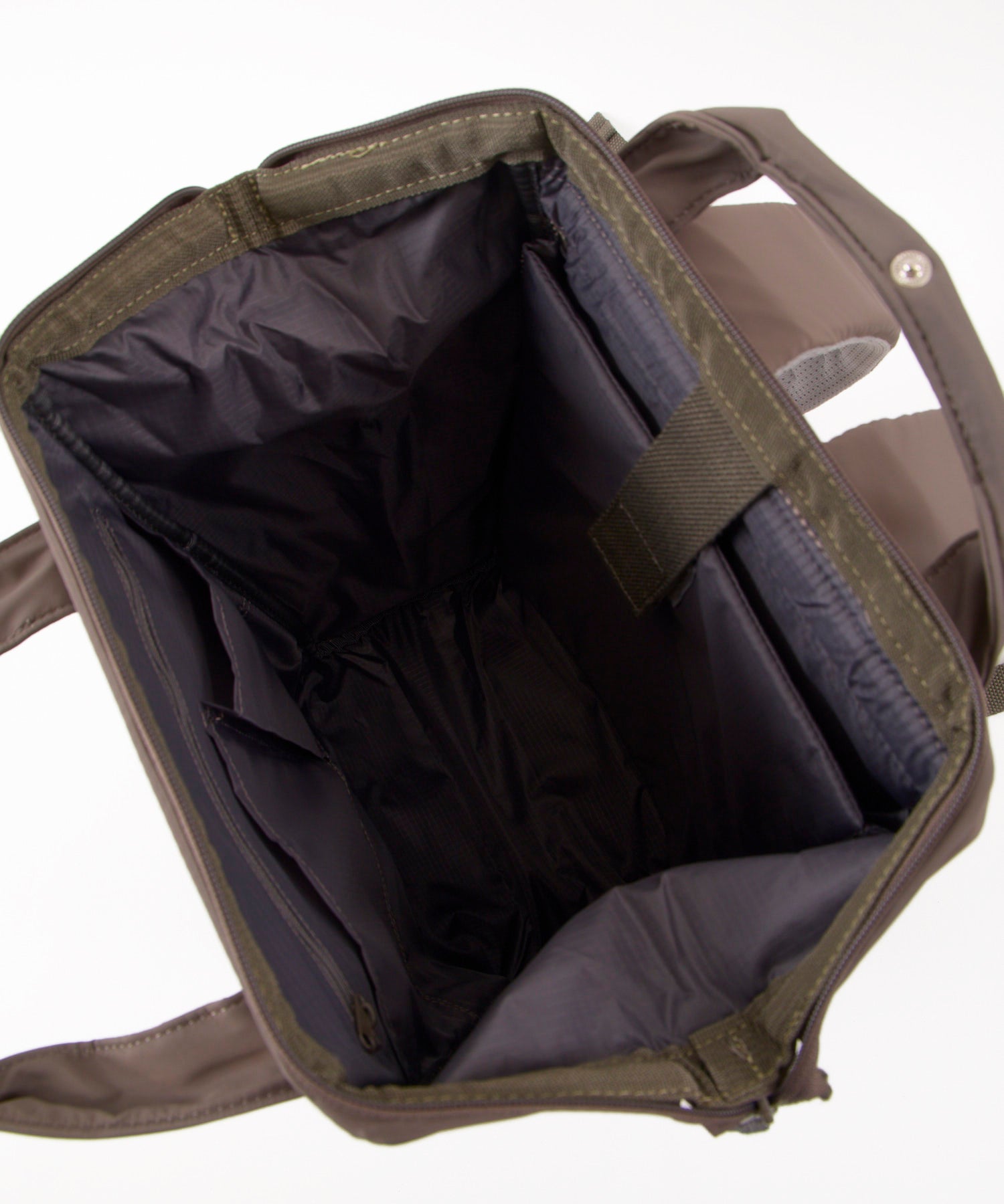 anello アネロ NATIVE CROSSBOTTLE 口金リュック デリバー A4 PC収納可能 キャリーオンテープ 18L 撥水 ライトグレー