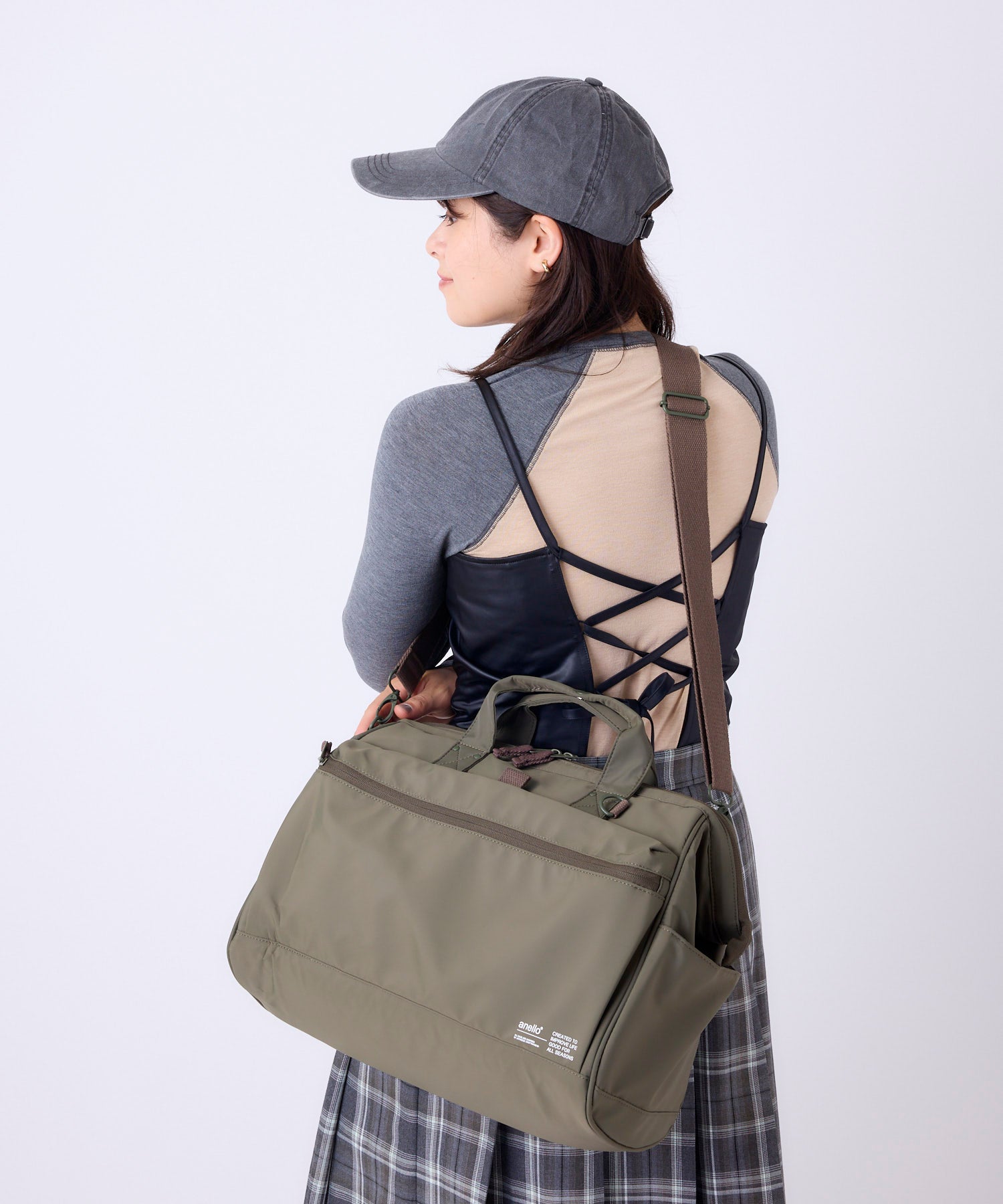 anello アネロ NATIVE 2WAY口金ボストンバッグ A4 2WAY 撥水 大容量 キャリーオンテープ 旅行バッグ お出かけバッグ デリバー ATB5196