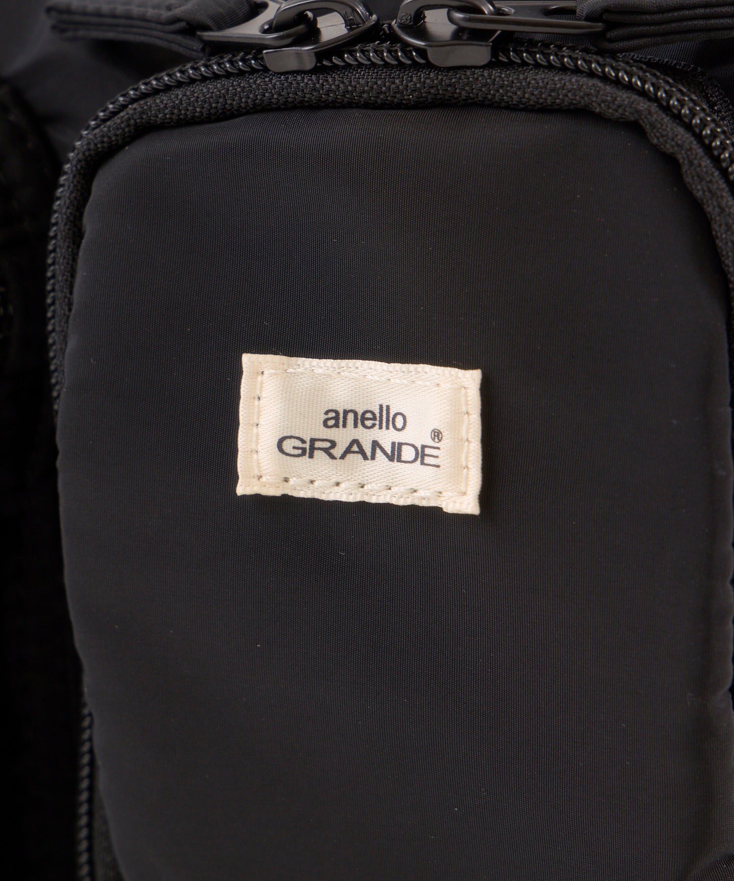 anelloGRANDE アネログランデ ショルダーバッグ A5 撥水 軽量 カジュアル お出かけバッグ つや GTA0001 