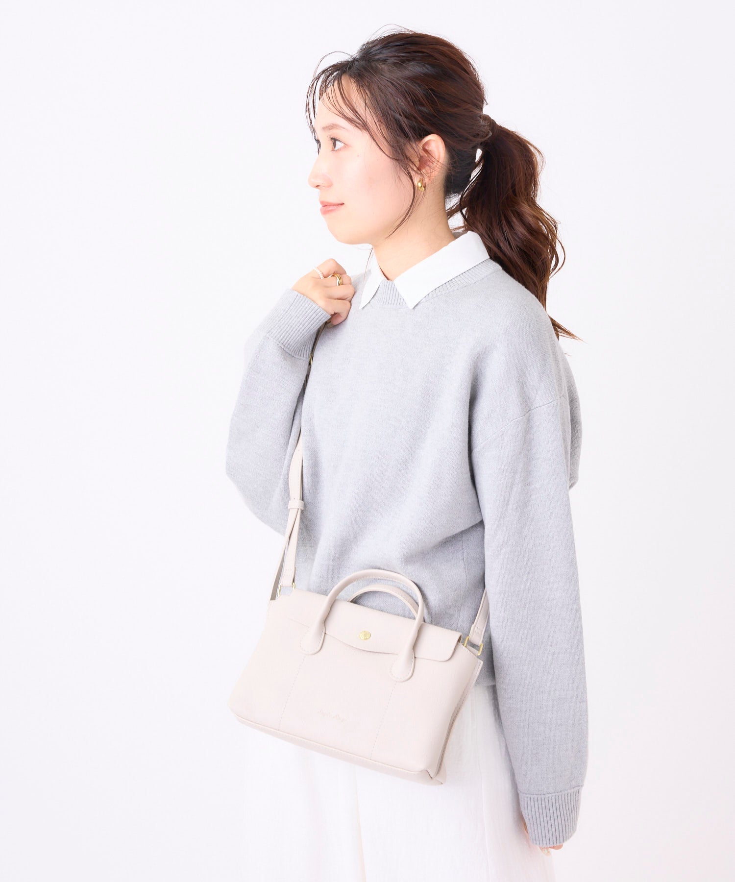 Legart Largo かるいかばん LH-W0181 ハンドル付きミニショルダー 軽量 ペットボトル収納可能 ダブルメイン仕様 お出かけバッグ アイボリー