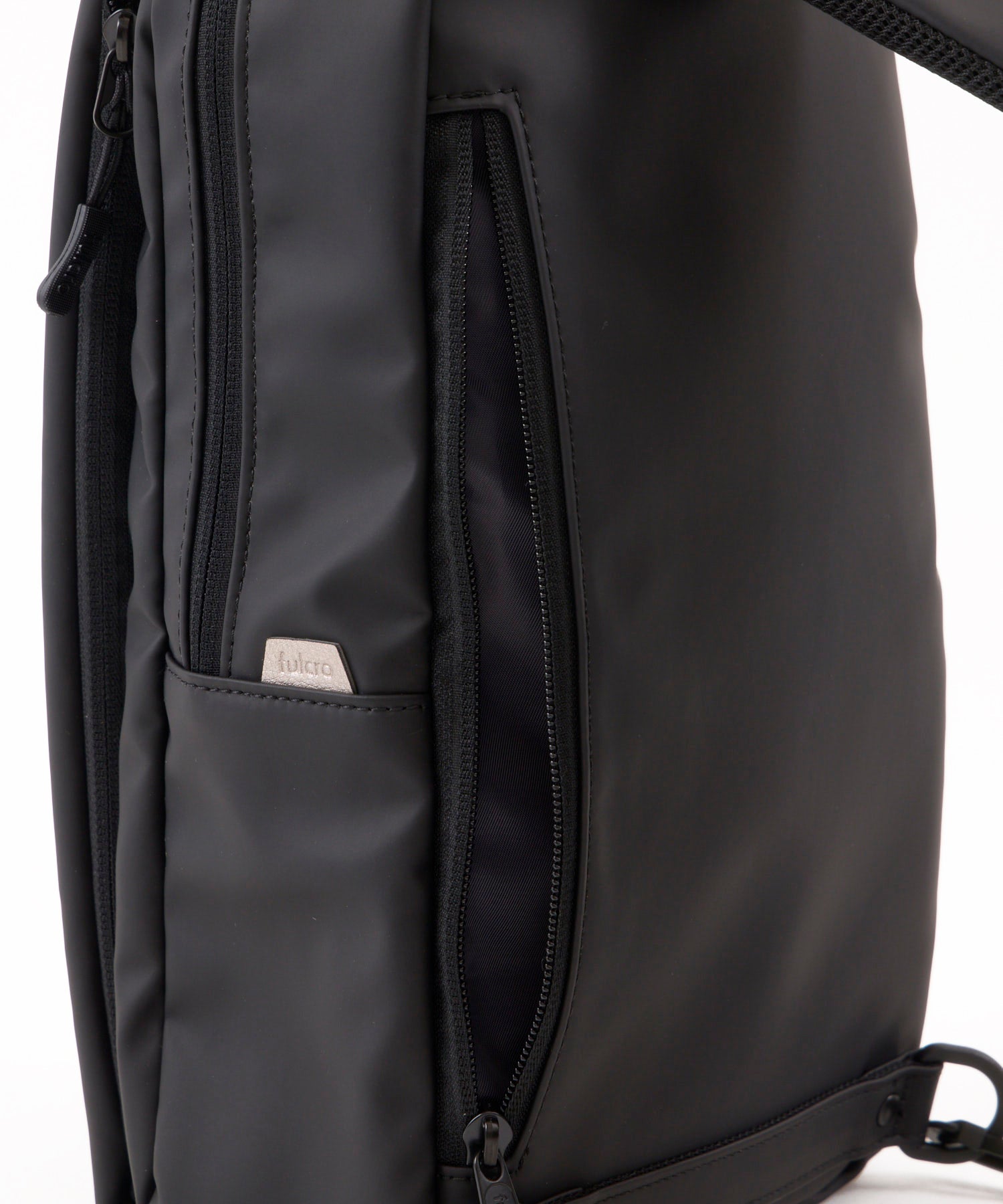 fulcro フルクロ クロスボディバッグ A5 耐水 メンズバッグ ペットボトル収納可能 シンプル Explorer カーム fit-5001