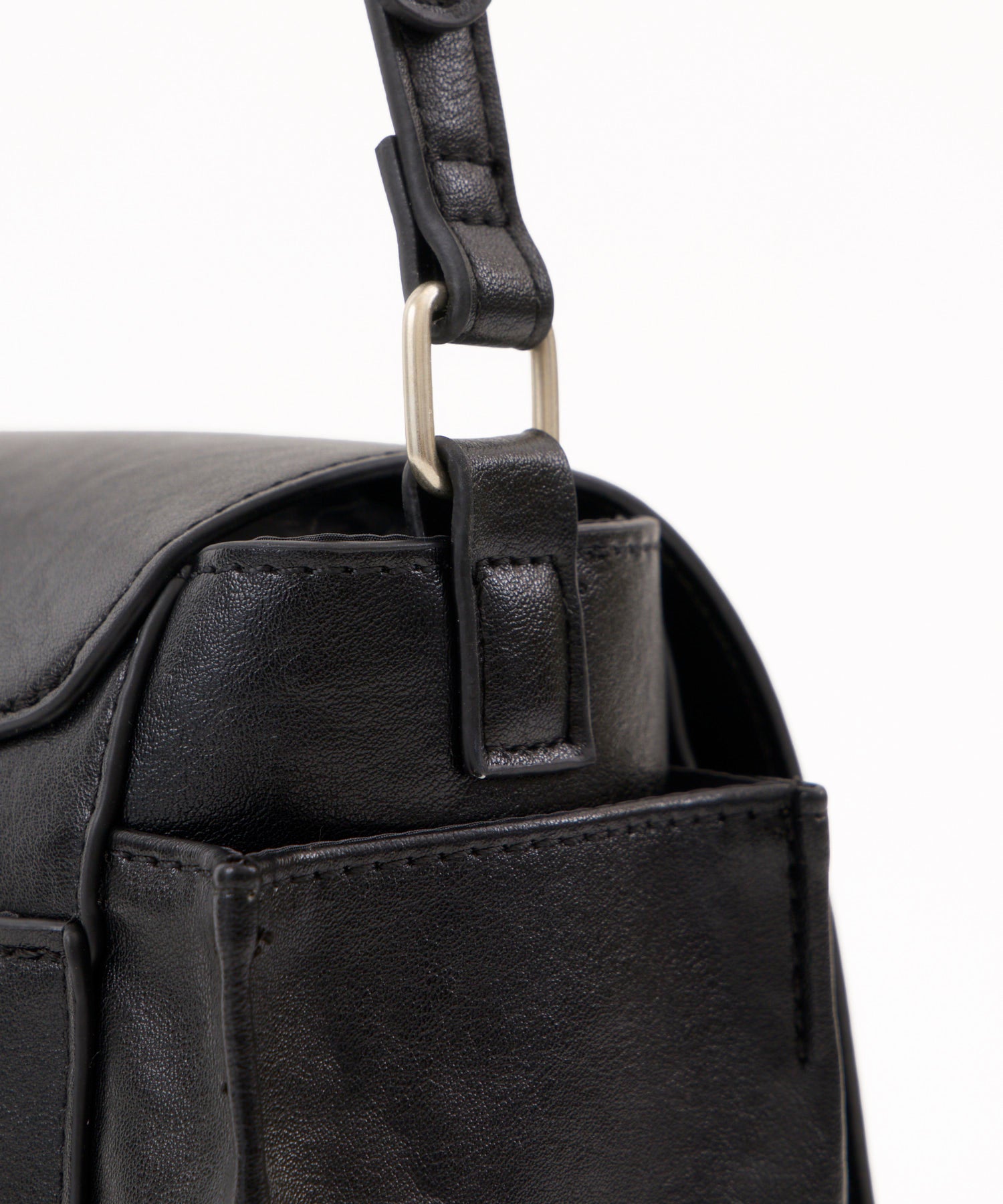 anello アネロ FIT ミニショルダーバッグ A5 ひねり金具 きれいめ 合皮 ユニセックス レトロ EDITOR AGB5232 