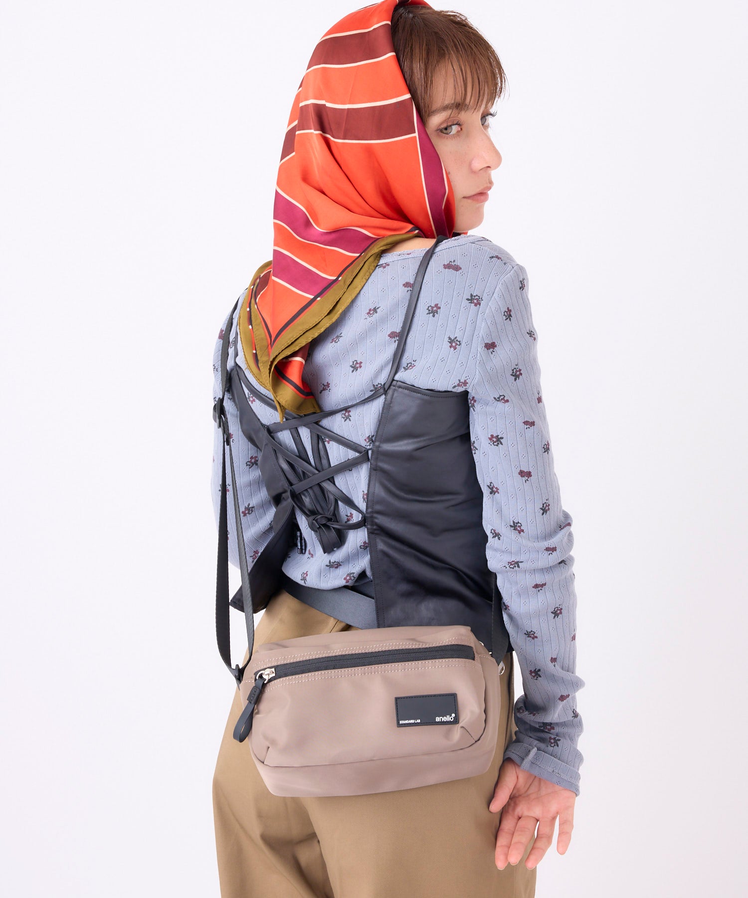 anello アネロ FIT ミニショルダーバッグ 軽量 撥水 ユニセックス シーズンレス お出かけバッグ スタンダード ラボ ATR0481 グレーベージュ
