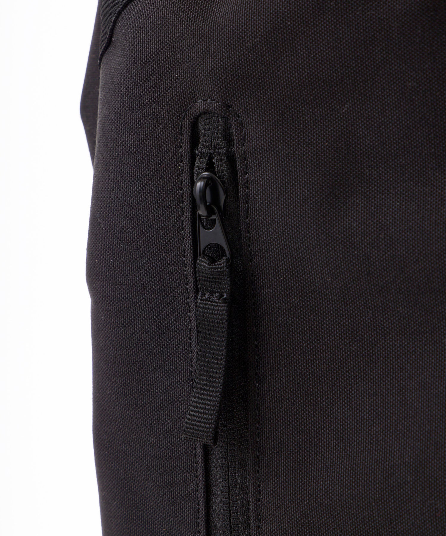 anello アネロ EXPAND バックパック 撥水 A4 大容量 20L ユニセックス お出かけバッグ 旅行バッグ キャリーオンテープ PC収納 ヒル ATR0495 